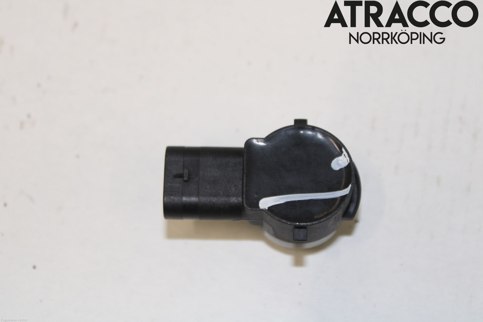 Audi A4/S4 B9 16-19 Parkeringshjälp Frontsensor