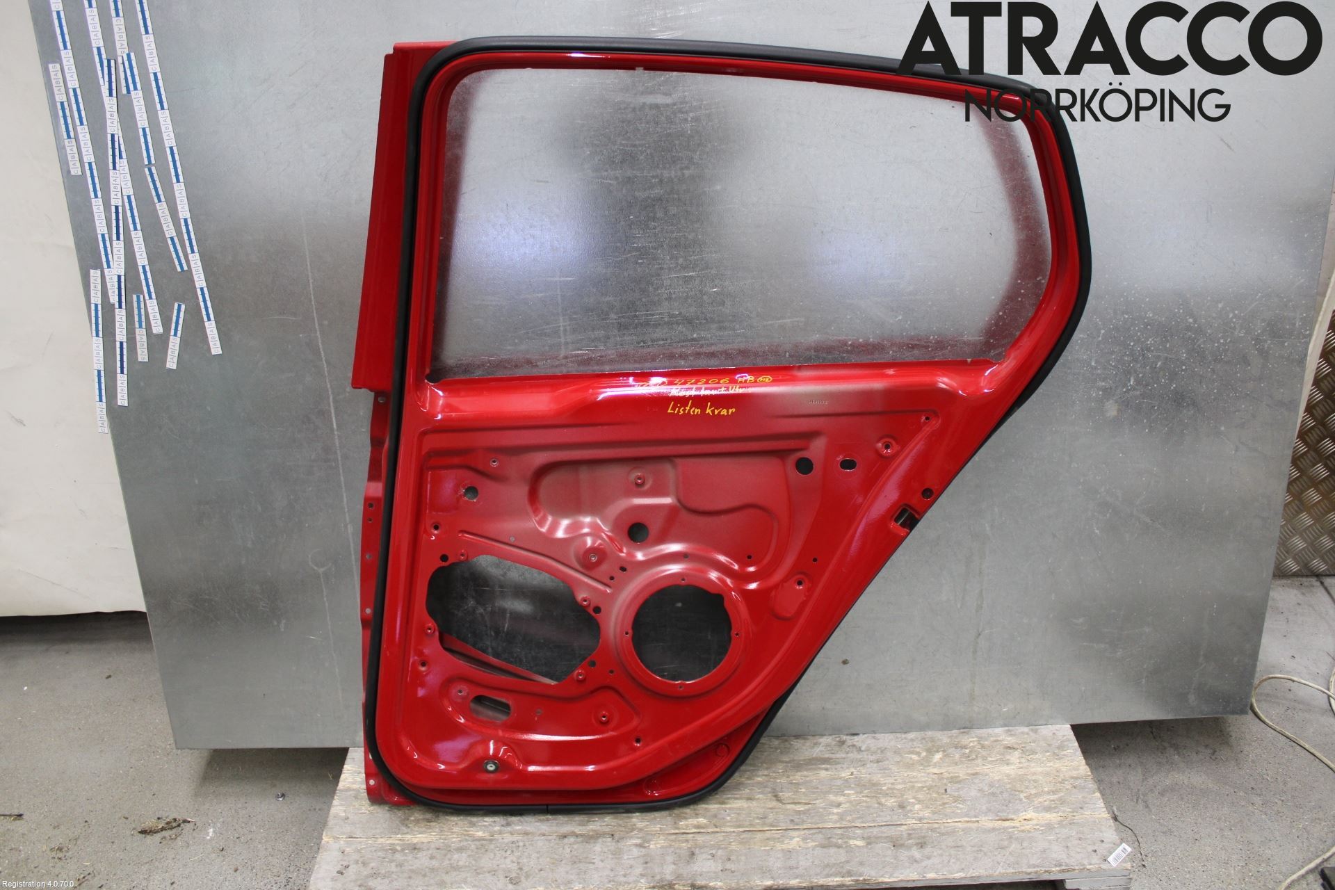 Volkswagen VW GOLF V 04-09 Dörr Bak Höger