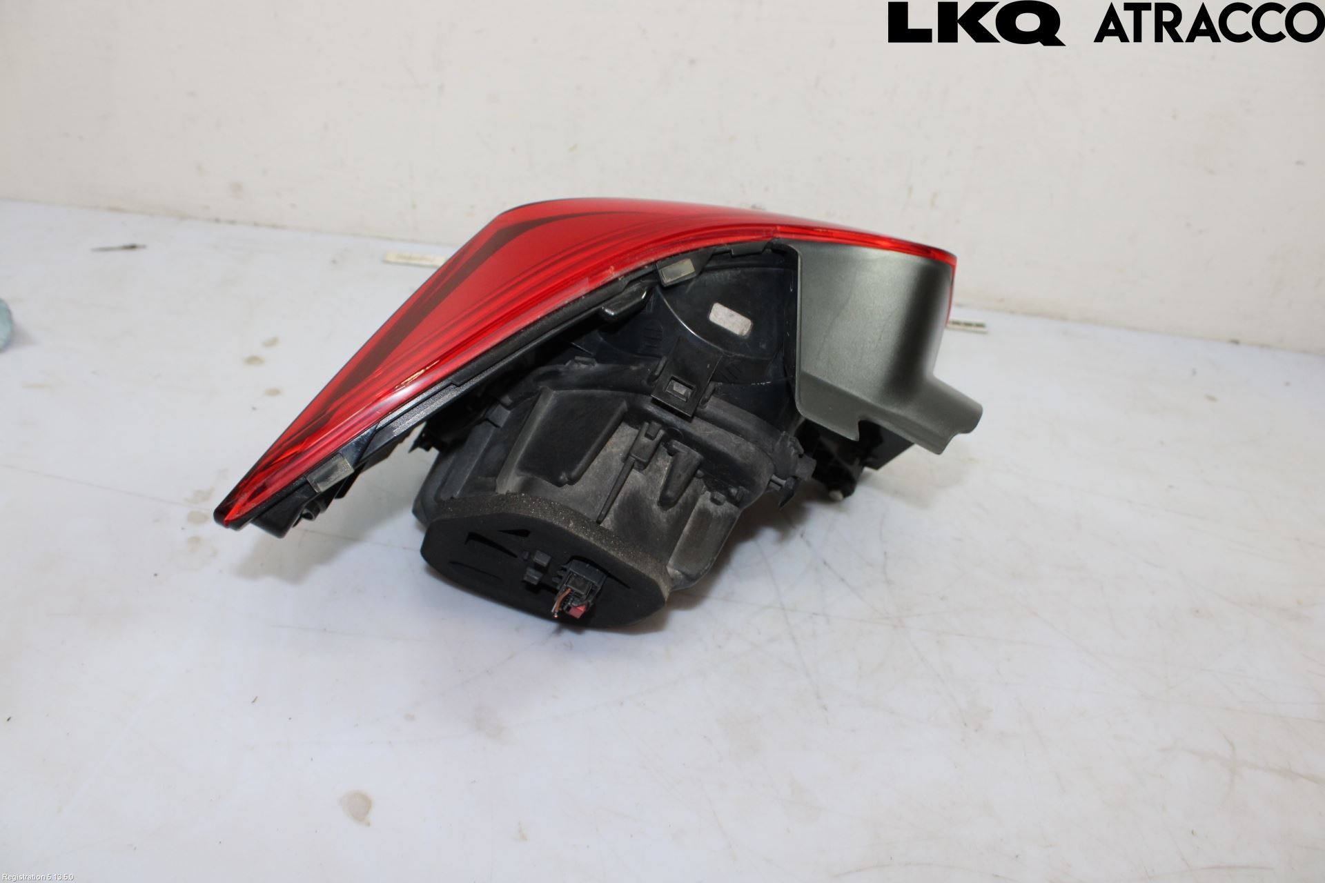 Volkswagen VW POLO VI 18->> Bakljus Höger