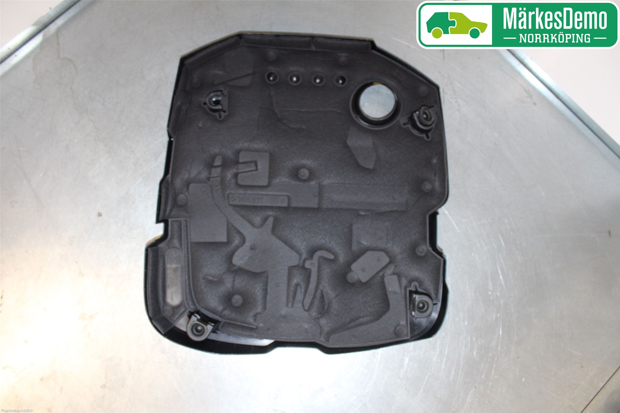 Audi A4/S4 B9 16-19 Motorkåpa