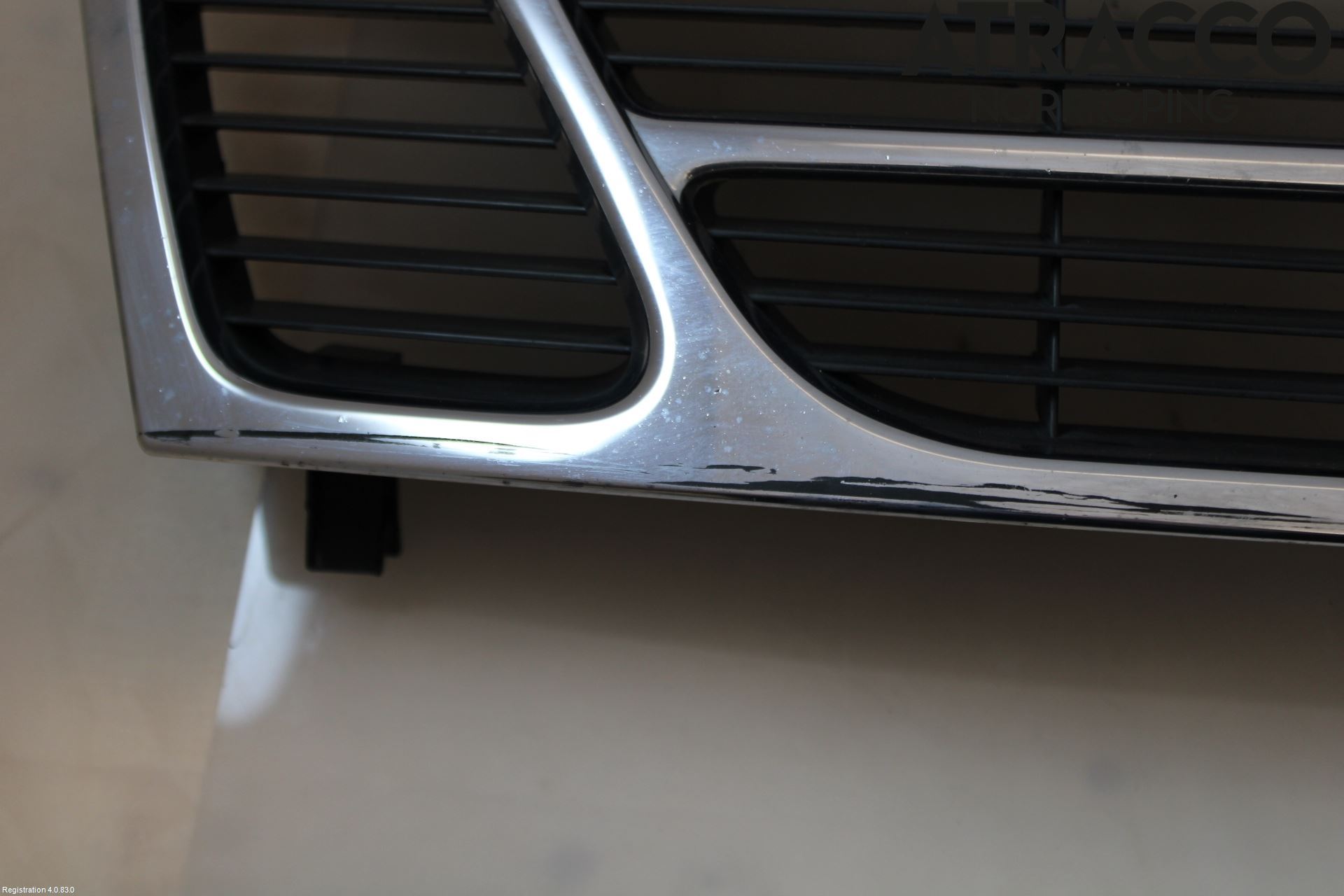 Saab 900      94-98 Grill Komp