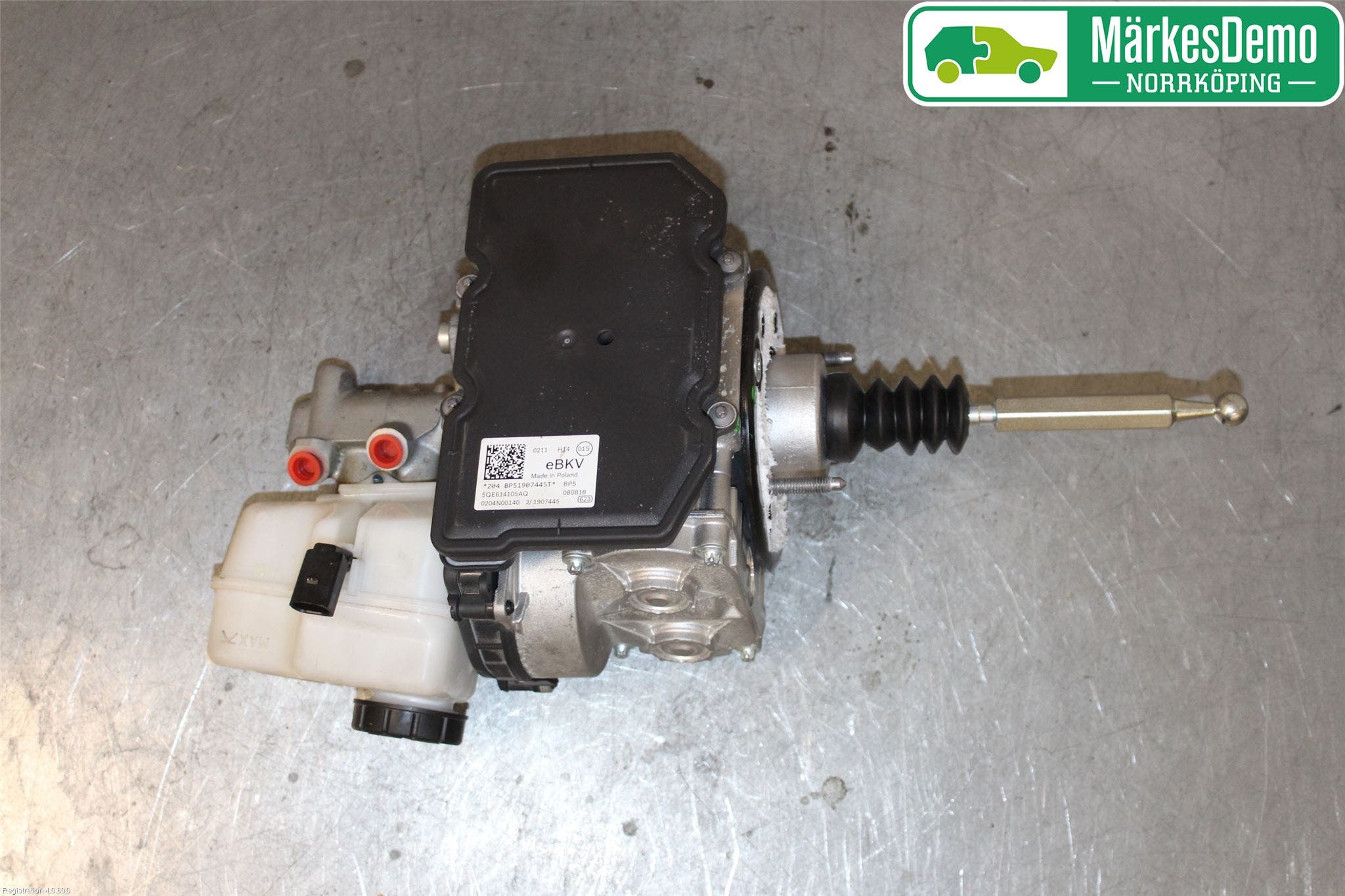 Volkswagen VW PASSAT 15-19 Bromsservo