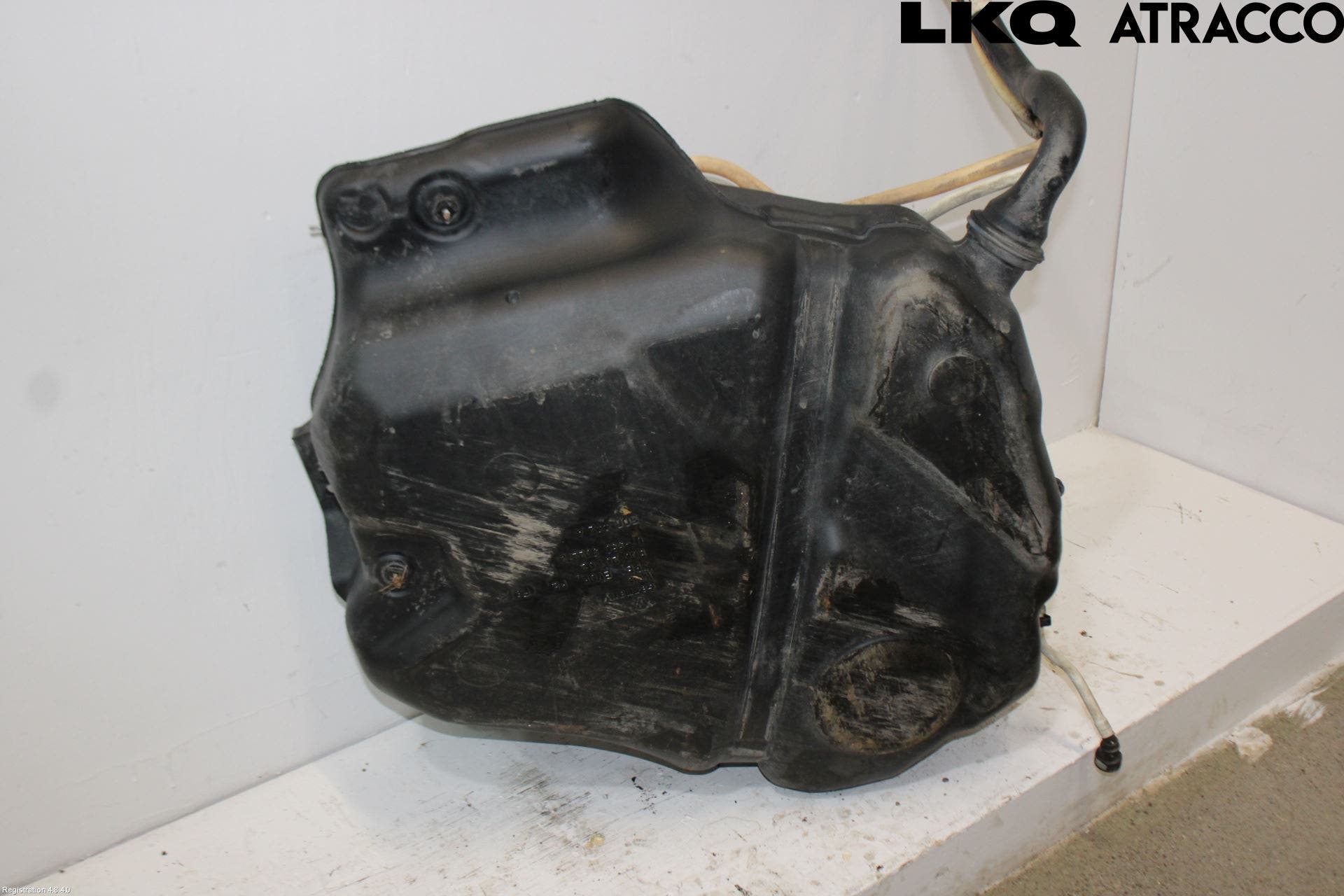 Volkswagen VW GOLF / E-GOLF VIII 20- Bränsletank