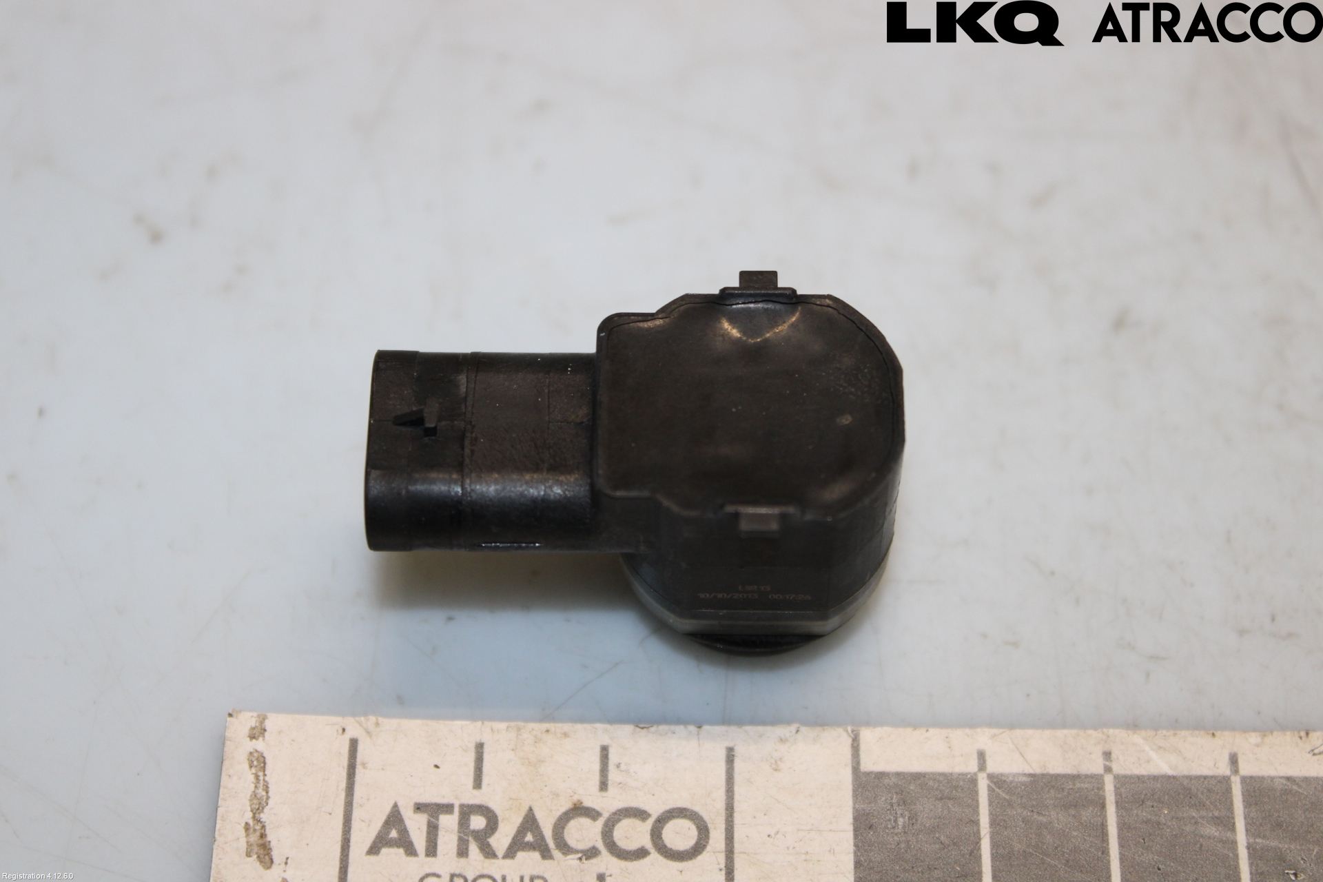 Volkswagen VW PASSAT 11-14 Parkeringshjälp Frontsensor