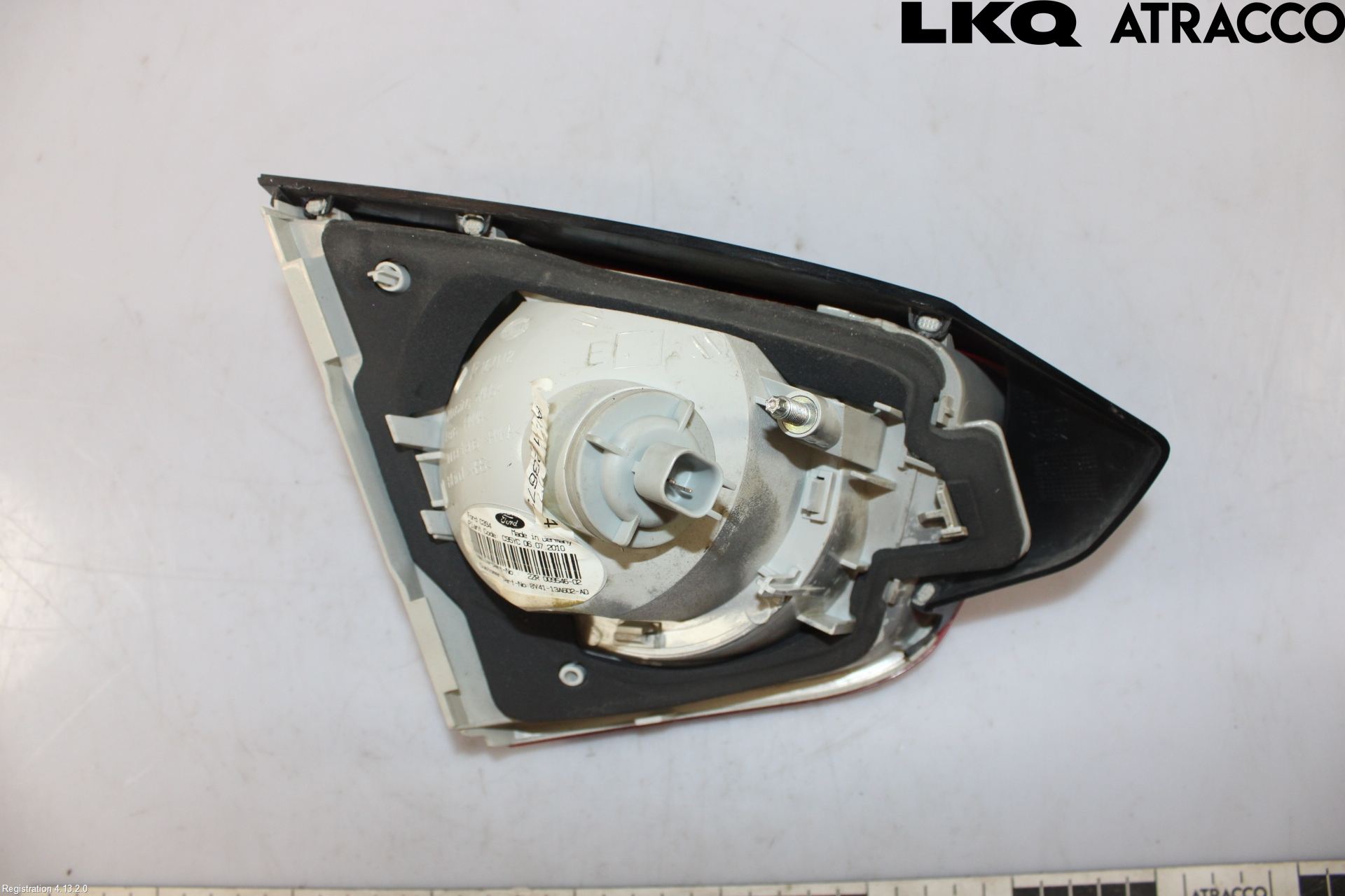 Ford KUGA 08-12 Bakljus Lucka Hö