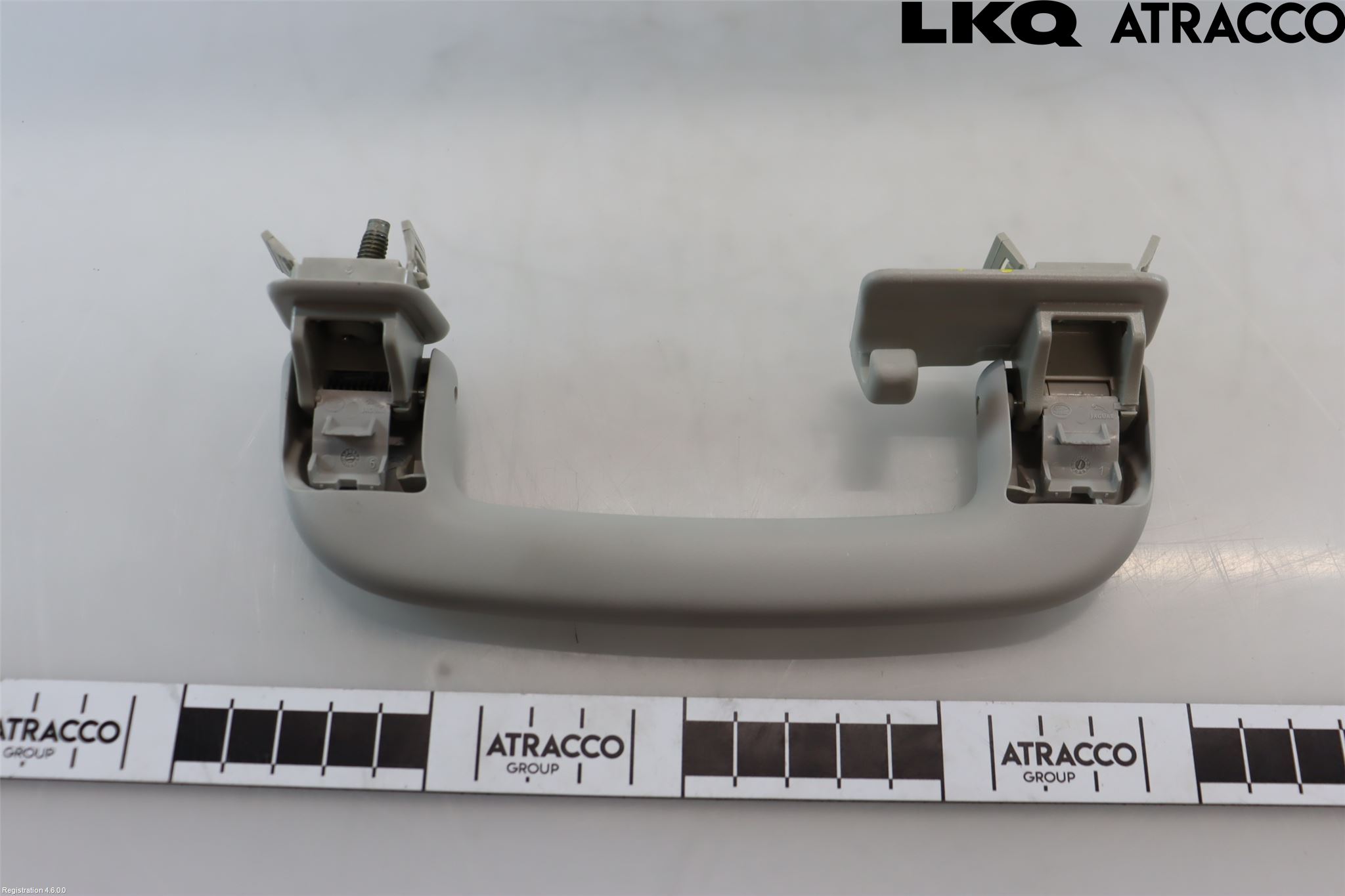 Jaguar F-PACE Kurvhandtag I Tak