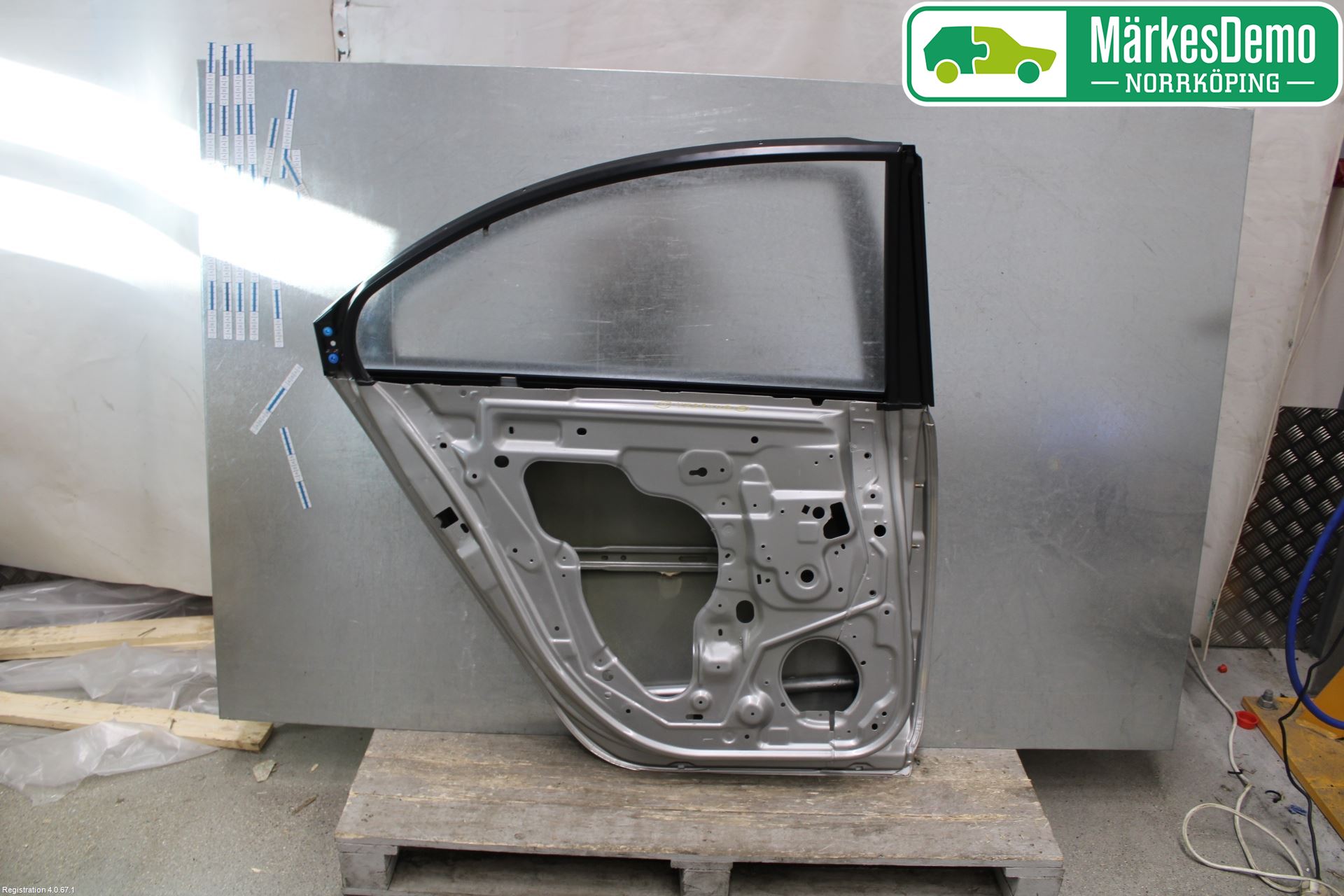 Nissan PRIMERA 02-07 Dörr Bak Vänster