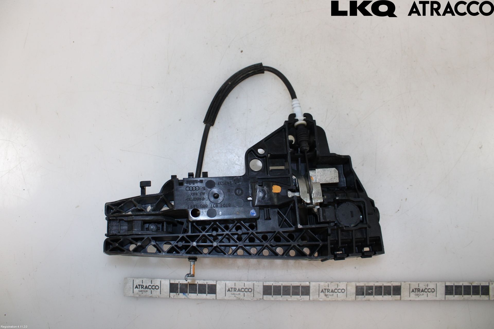 Audi A4 ALLROAD 09-16 Dörrhandtag Yttre Vä