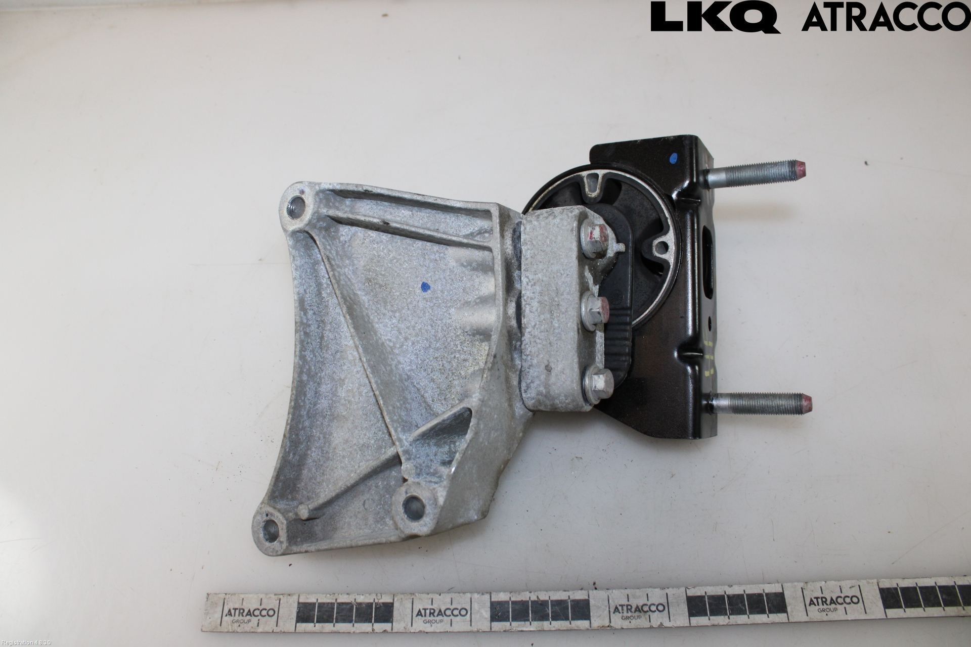 Maxus E-DELIVER3 EV30 20- Motorfäste