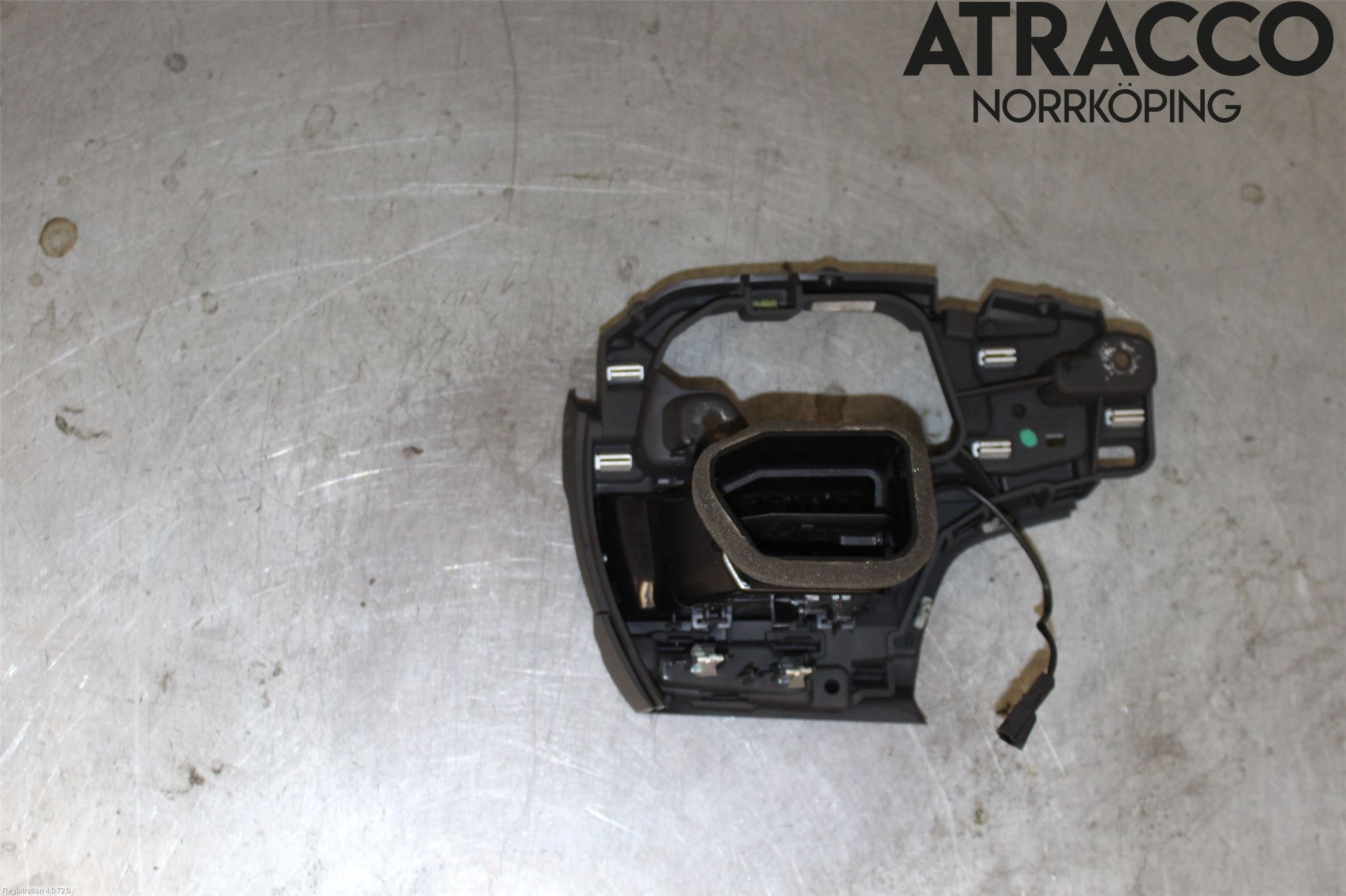 Audi A4/S4 B9 16-19 Defrosterkanal-Munstycke