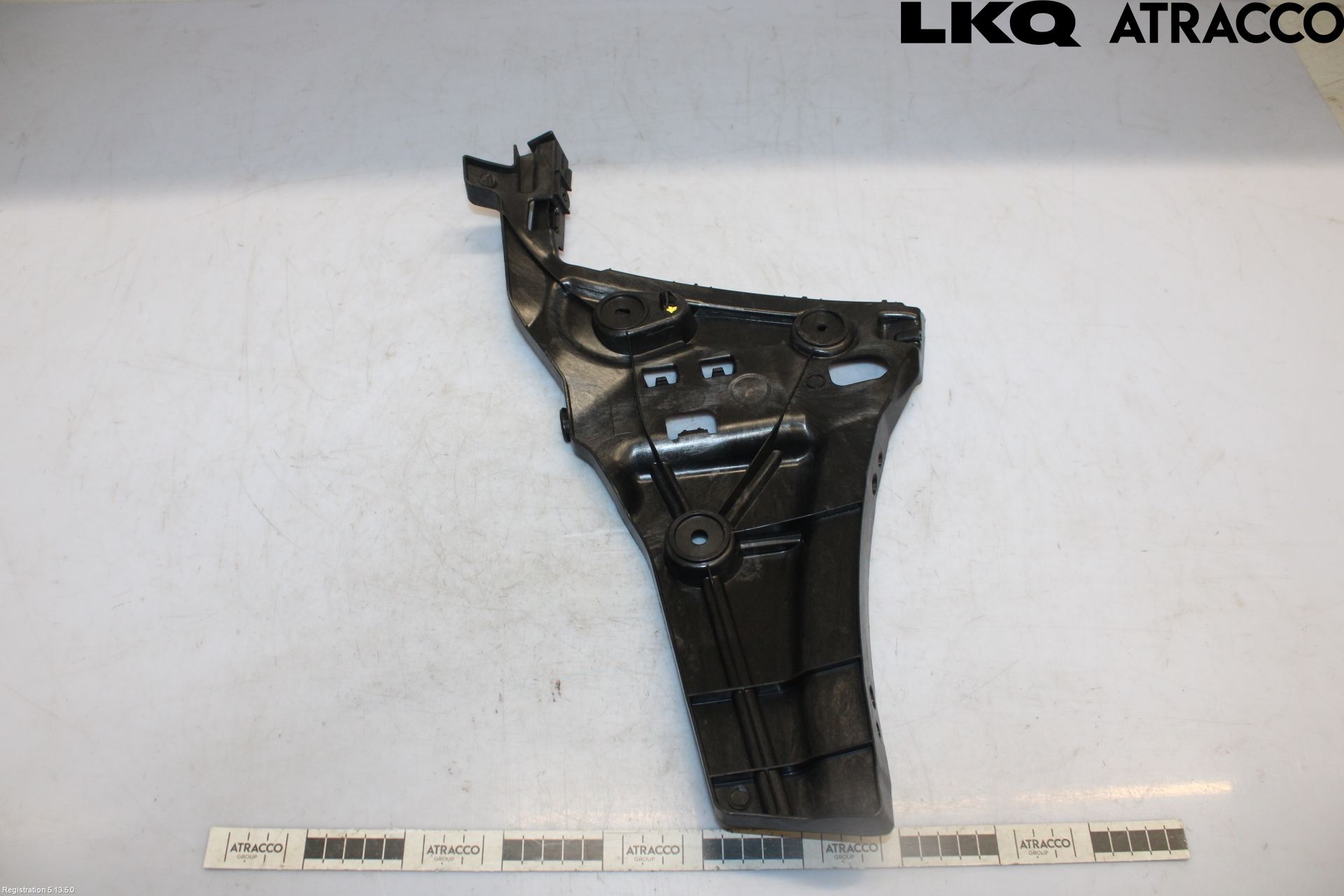 Audi A3/S3 8Y 21- Stötfångarfäste Bak Vä
