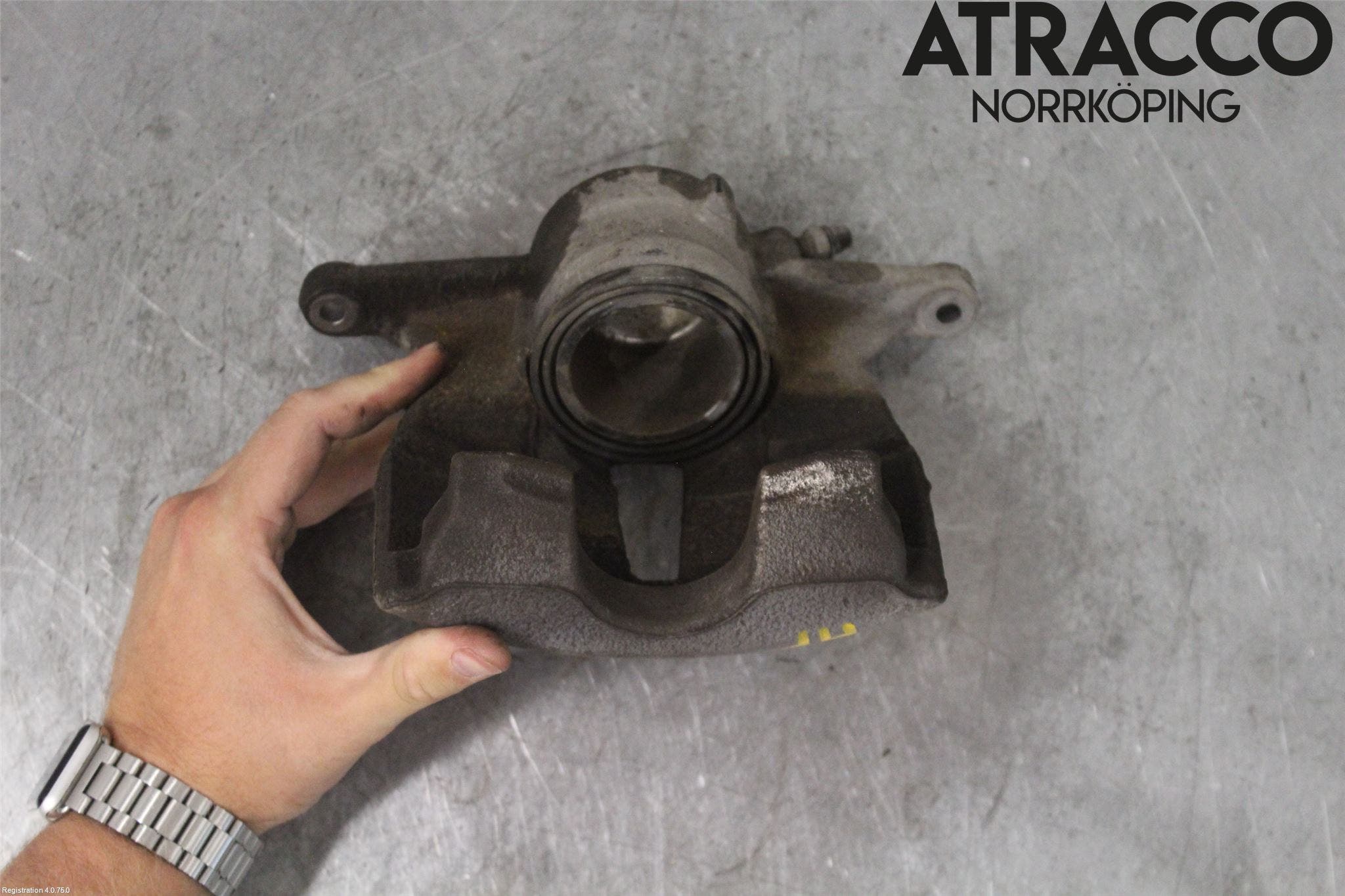 Seat ALHAMBRA 11- Bromsok Fram Höger