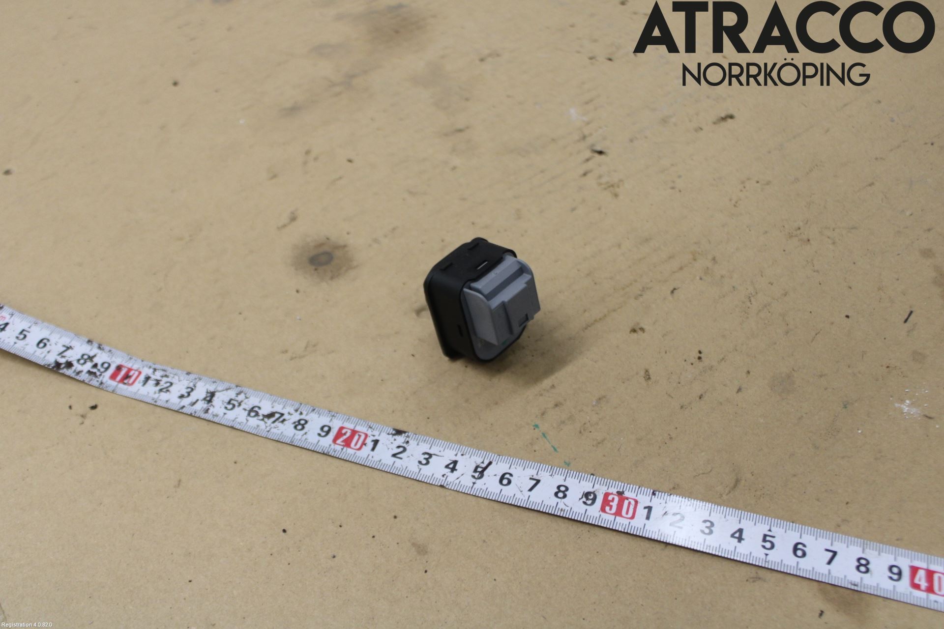 Skoda KAROQ 18- Strömställare Spegel