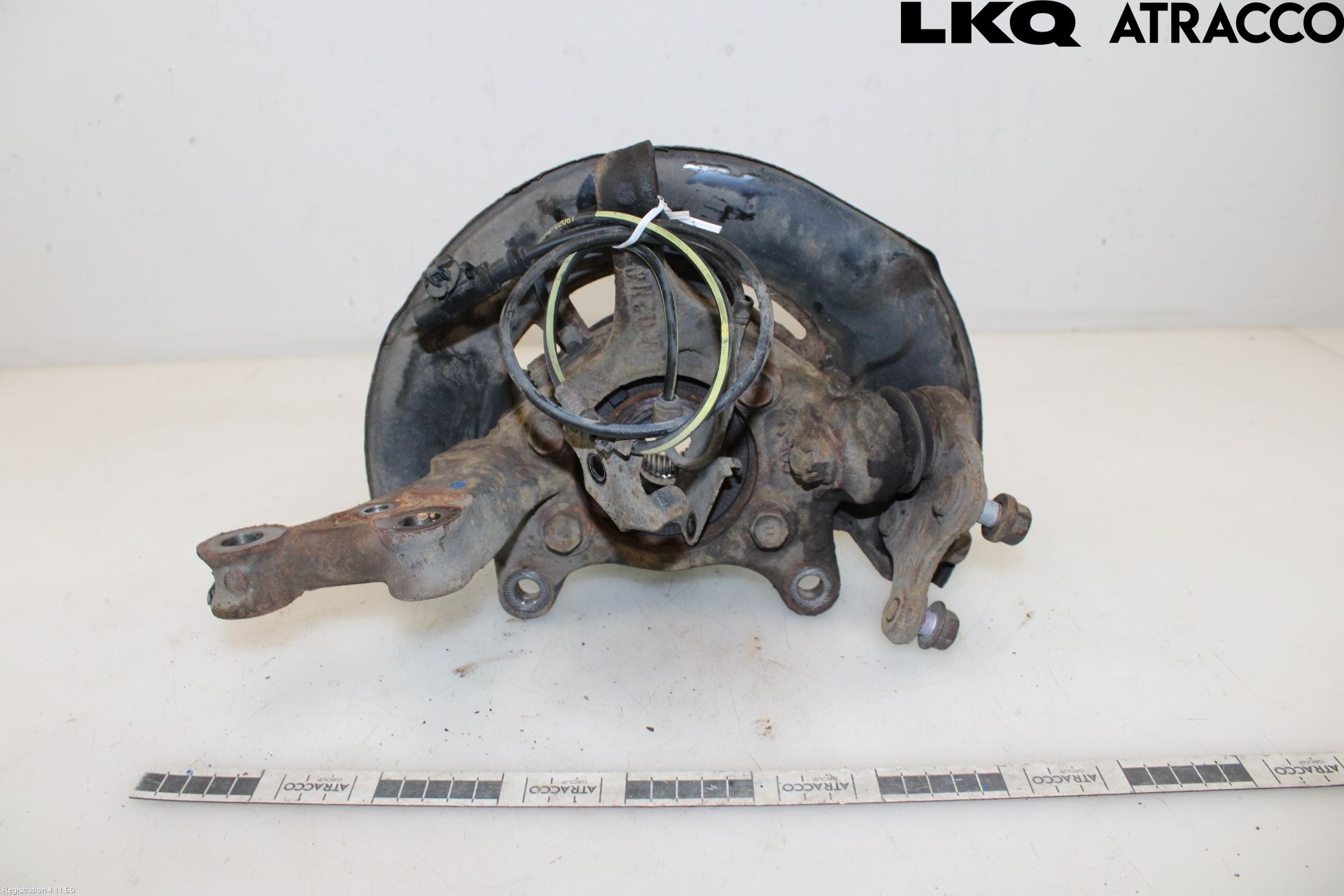 Toyota VERSO 09-18 Styrspindel Lagerhus Hö