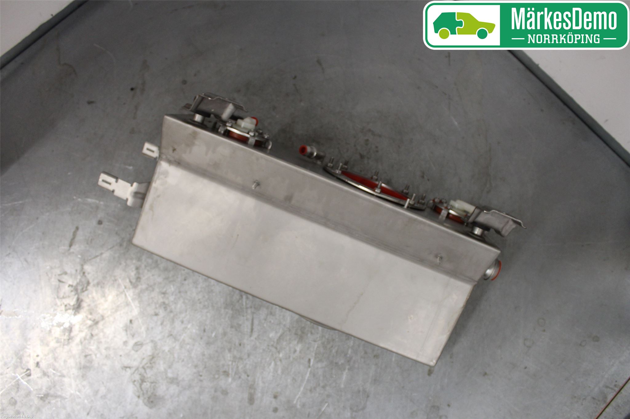 Volkswagen VW CADDY 16-20 Bränsletank Insprutning