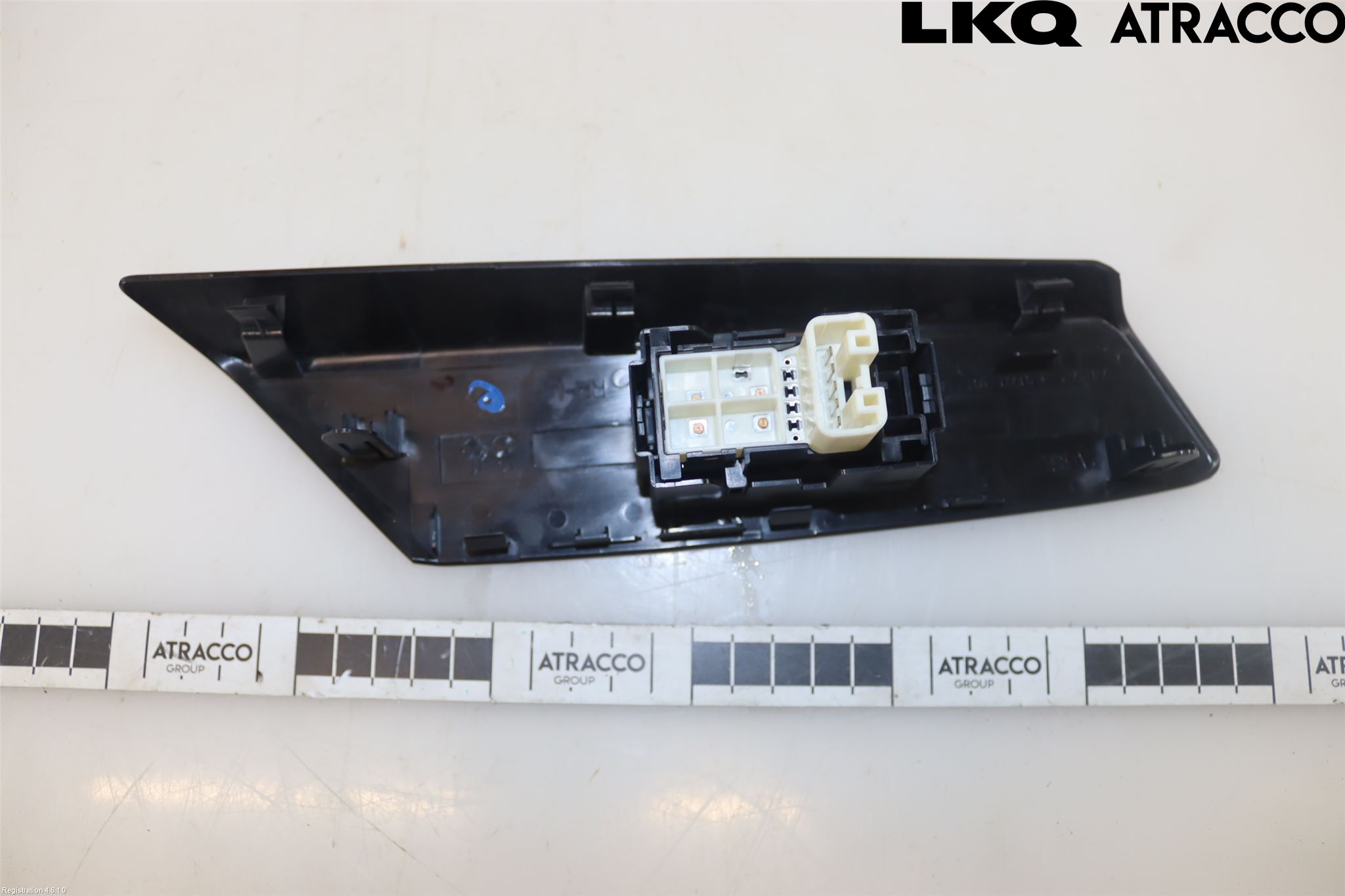 Toyota RAV4 13-18 Strömställare Elhiss