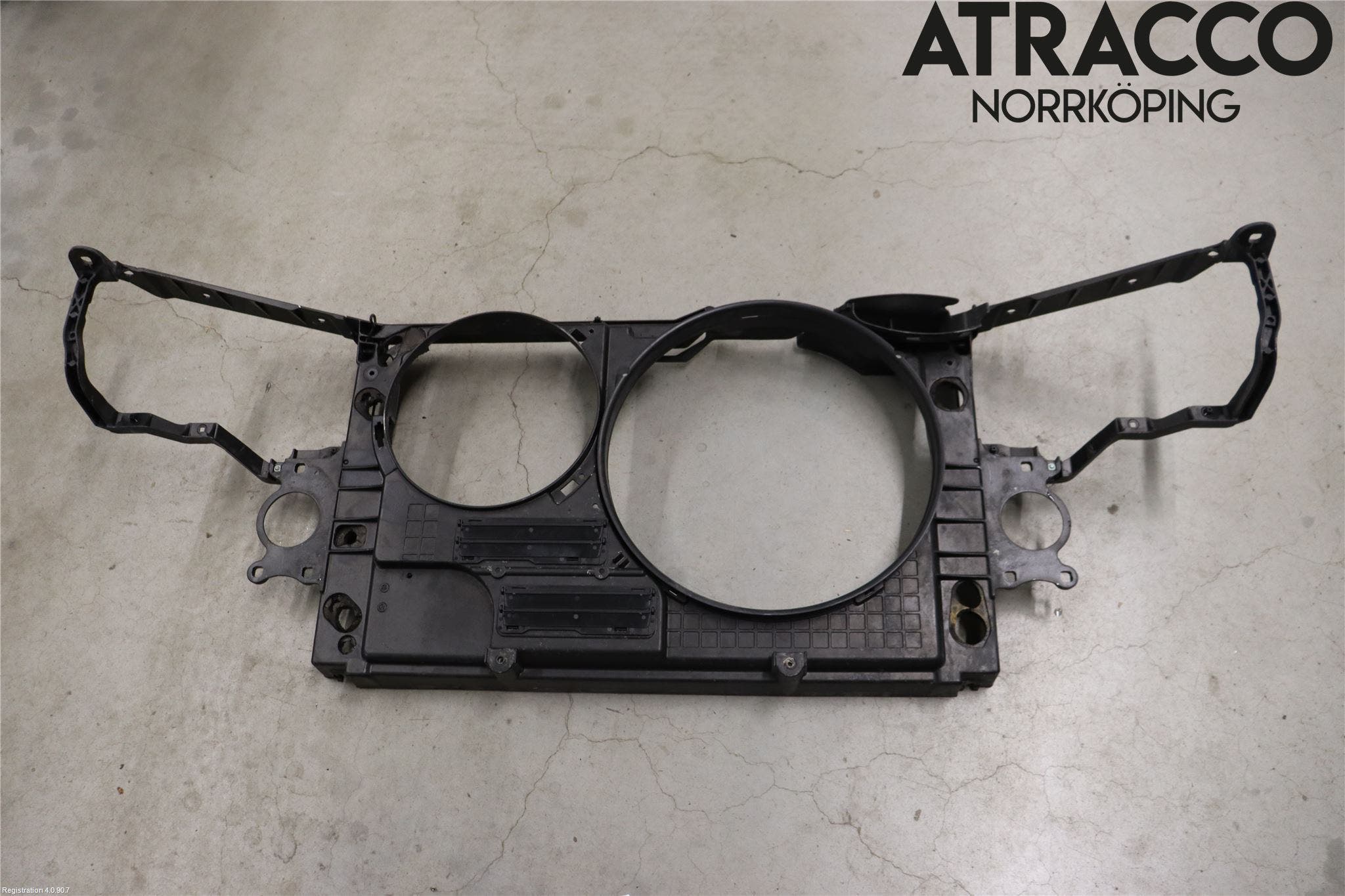 Audi A8/S8 4D 94-02 Frontplåt