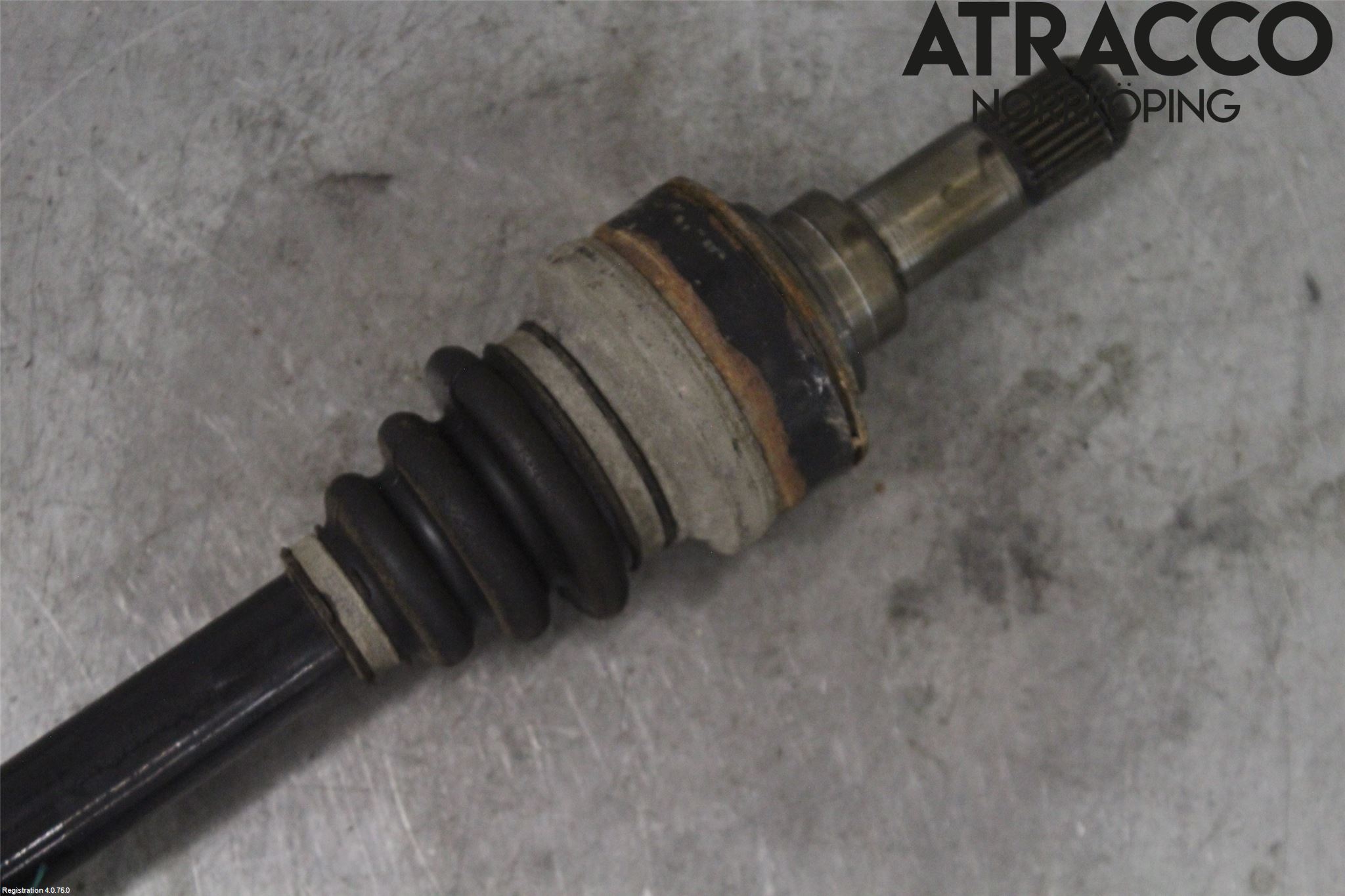 BMW 5 F10/F11/F18 09-17 Drivaxel Bak Vänster