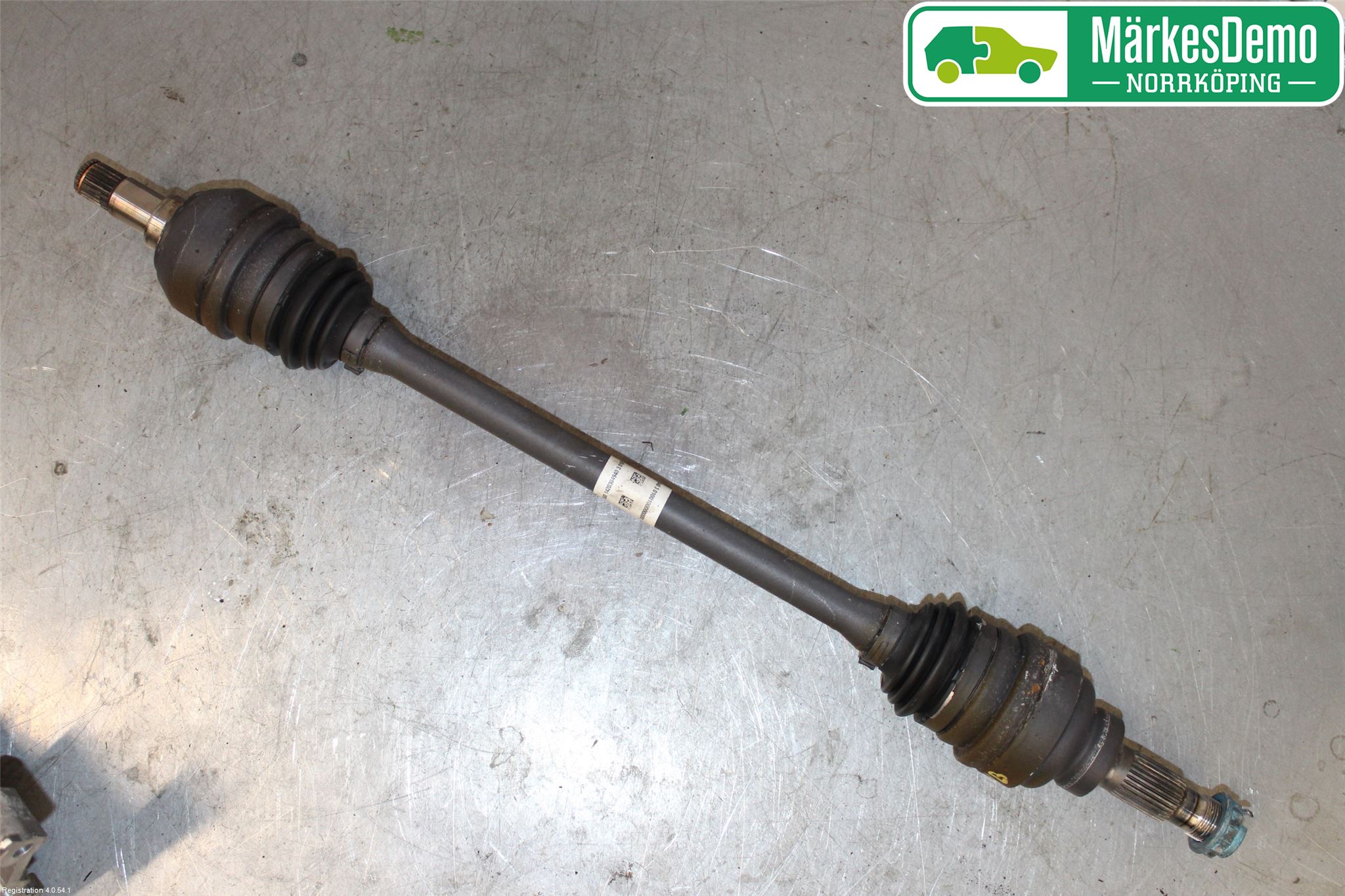 Mercedes-Benz MB GLA-KLASS (X156) 13-20 Drivaxel Bak Vänster