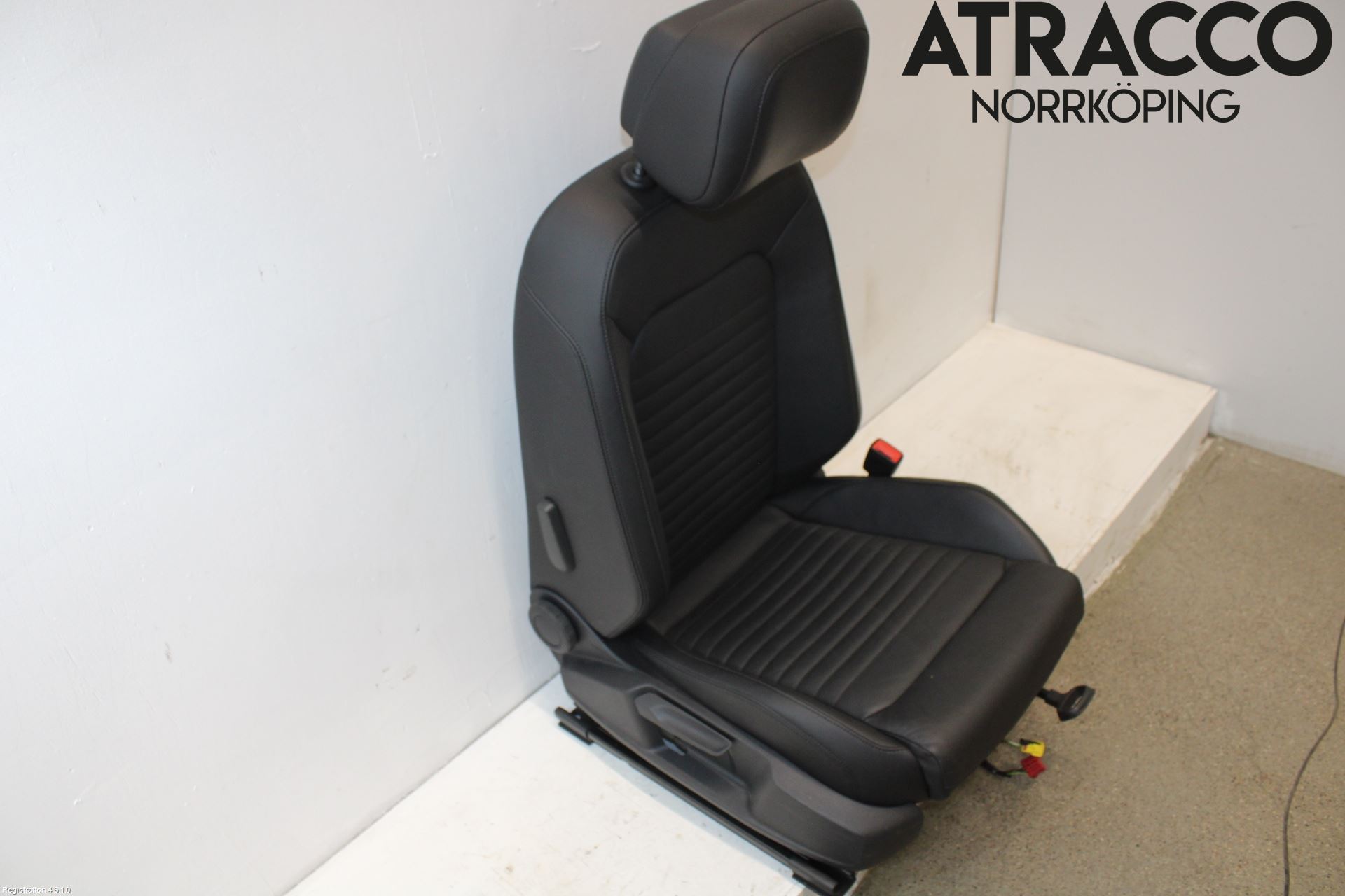 Volkswagen VW PASSAT 15-19 Inredning Stol Fram Hö