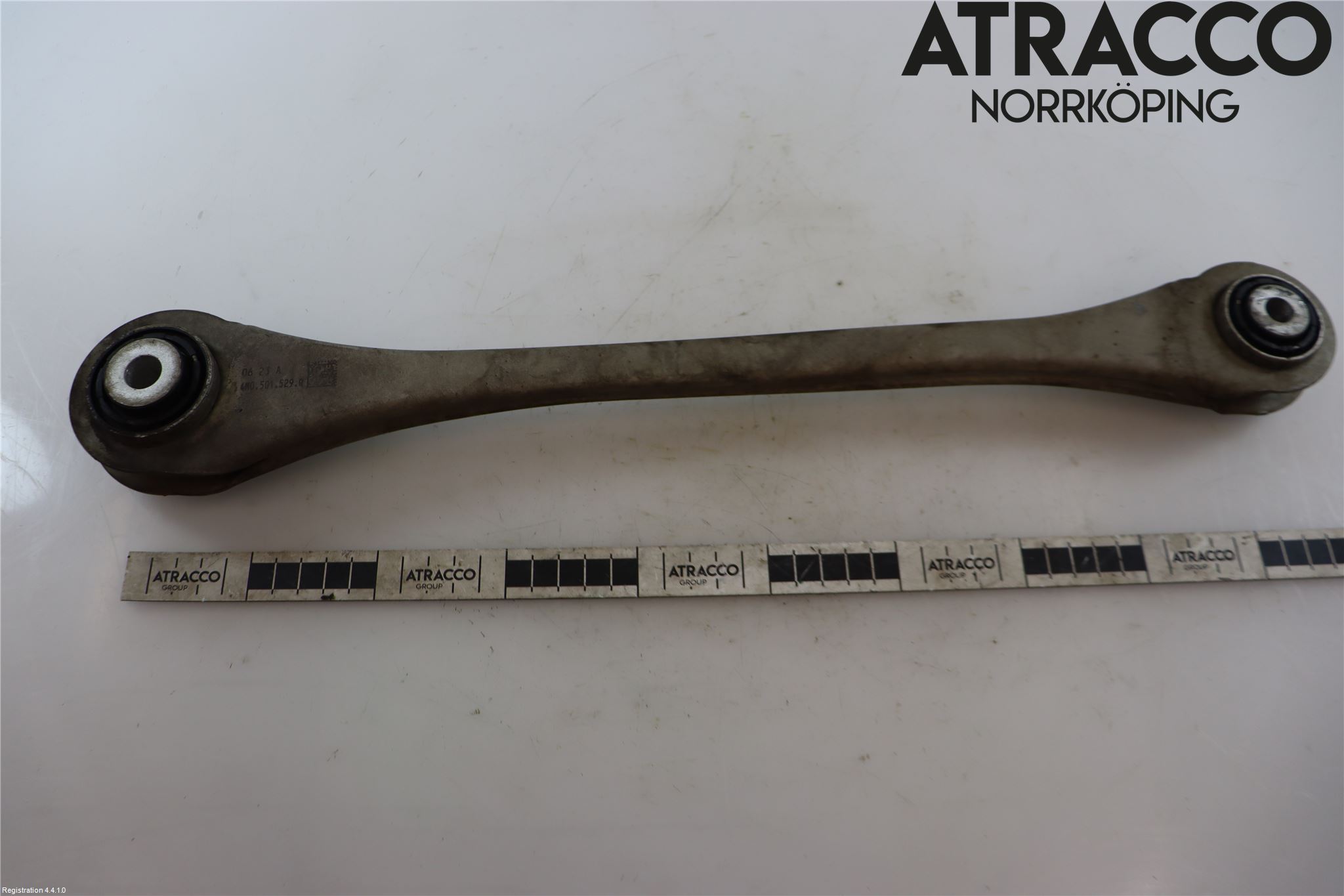 Audi A6 F2/C8 19- Momentstag Bak