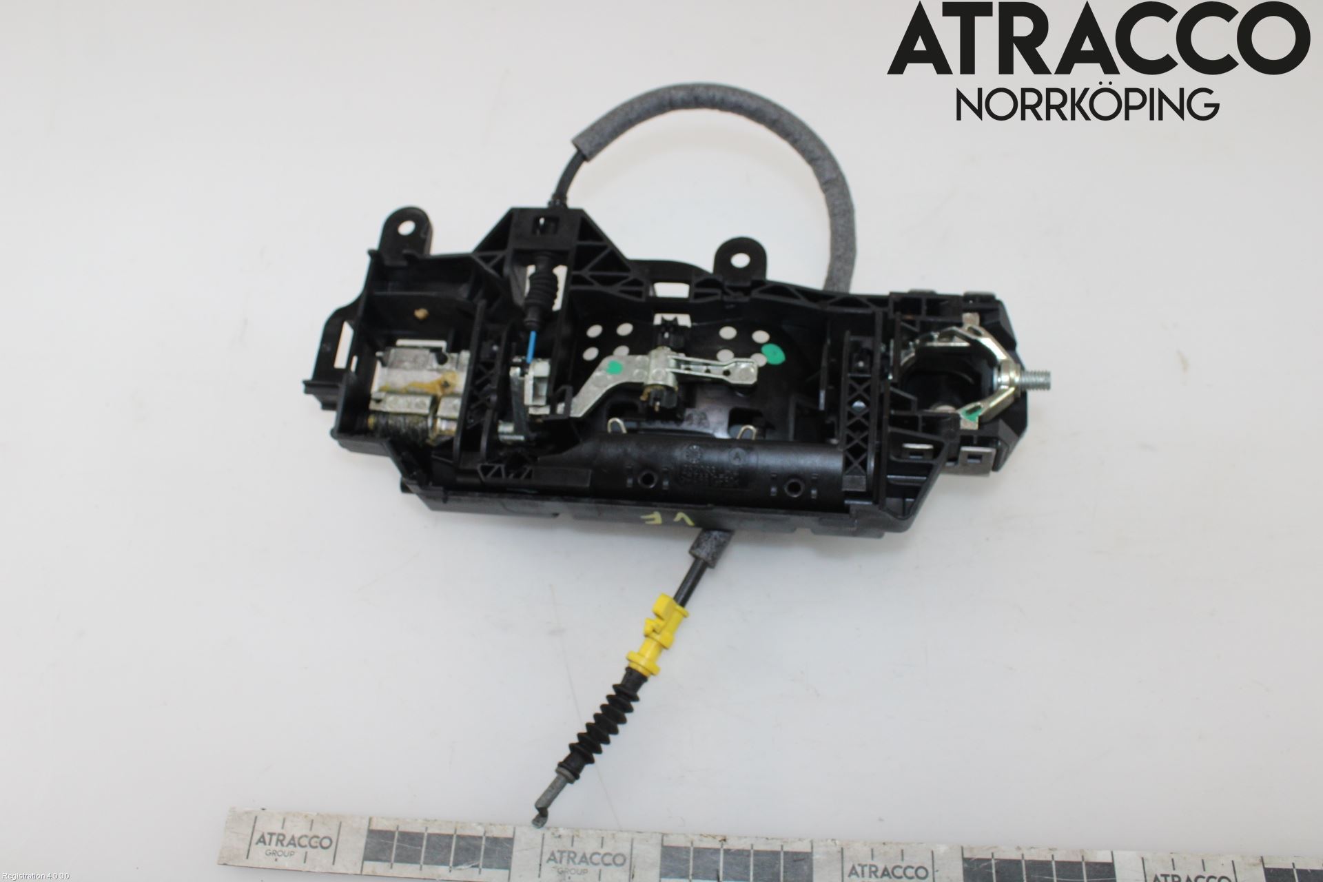 Audi A4/S4 B9 20- Dörrhandtag Yttre Vä