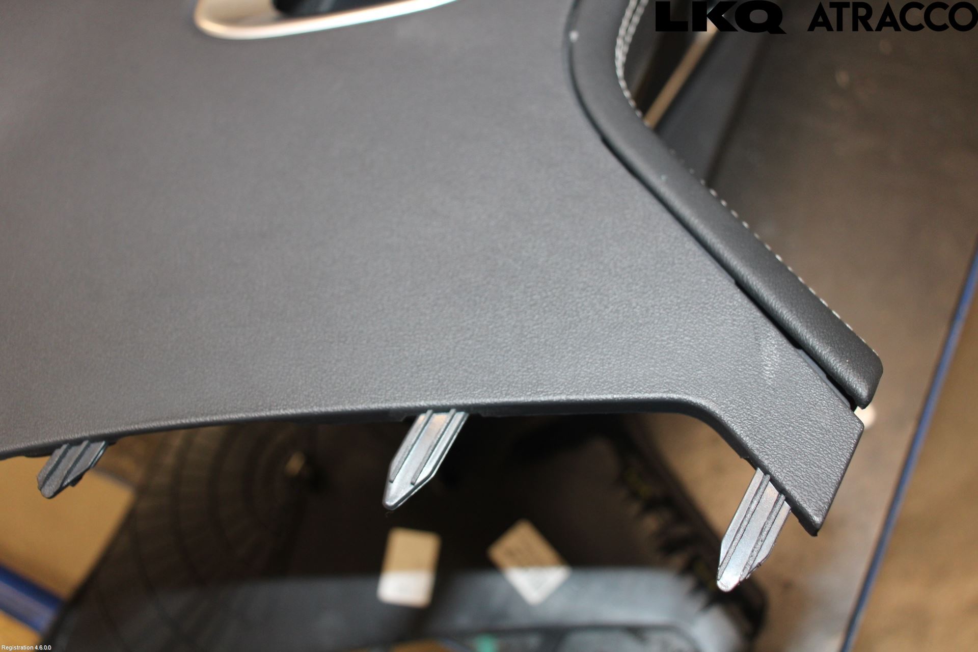 Jaguar F-PACE Instrumentkonsoll Mitt