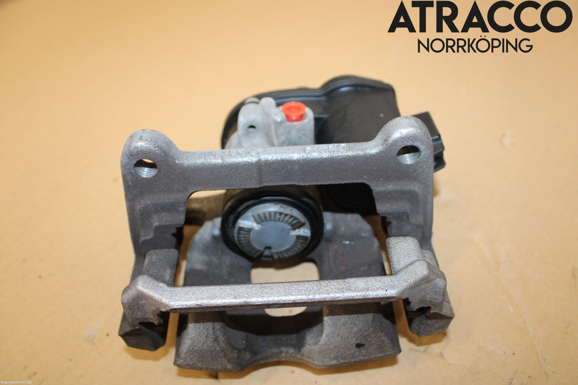 Audi A6 F2/C8 19- Bromsok Bak Höger