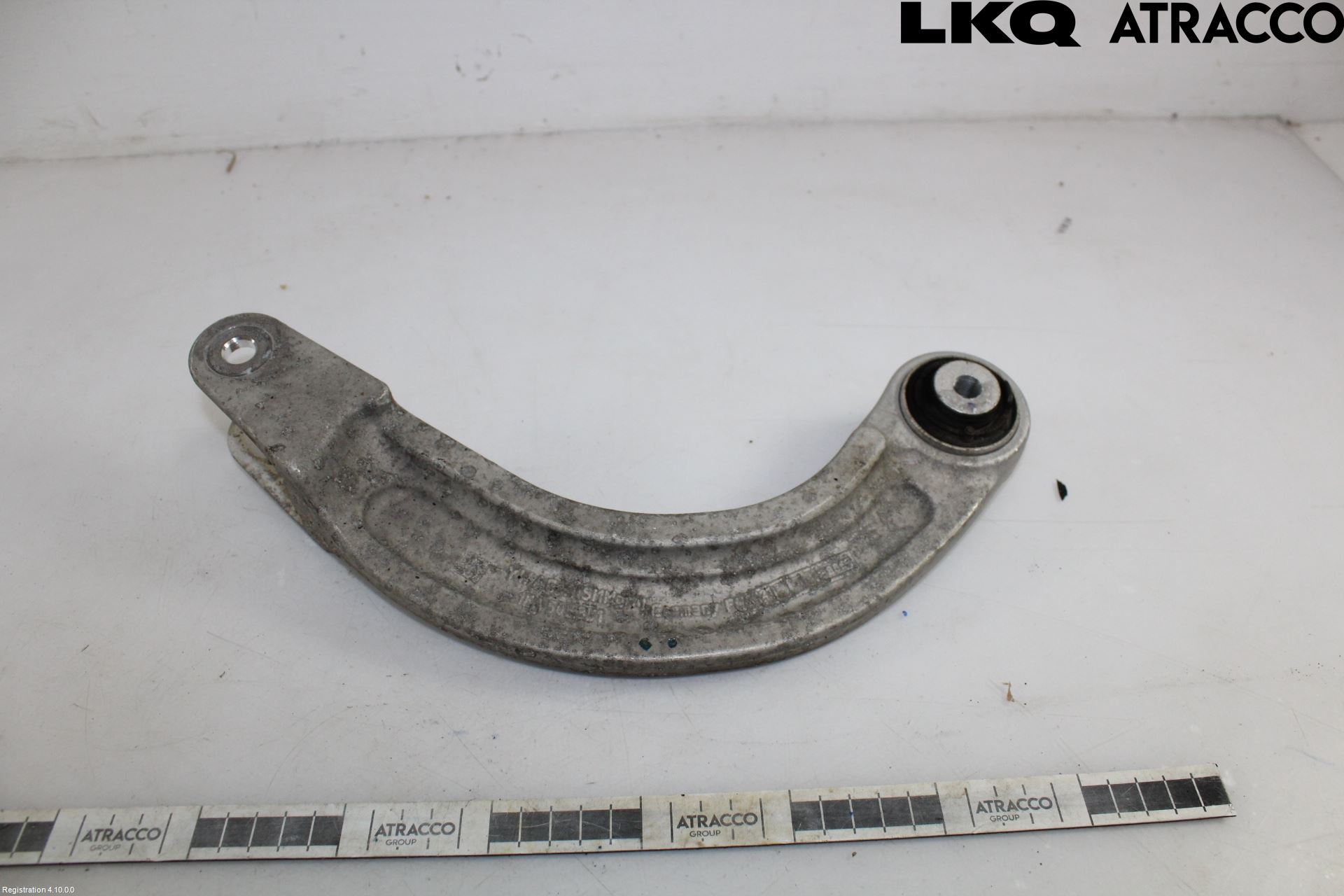 Volkswagen VW ID.4 21- Bärarm Bak Övre Höger