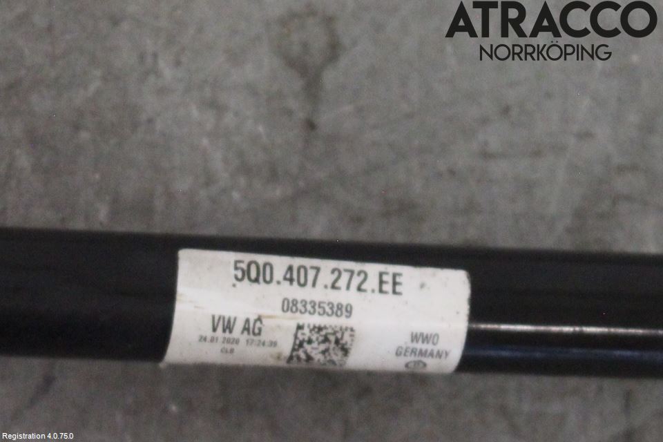 Volkswagen VW T-ROC 18- Drivaxel Fram Höger