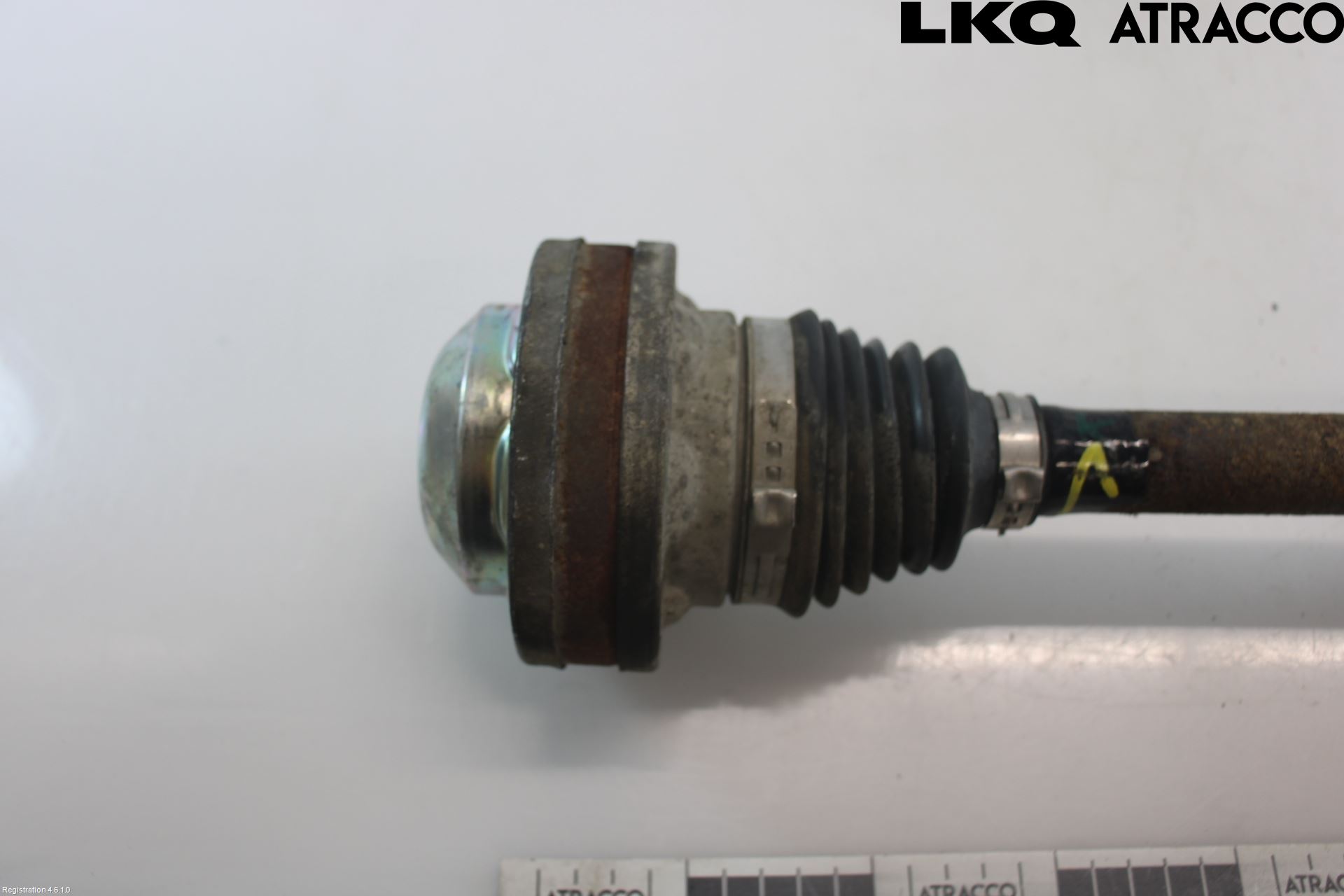Volkswagen VW CADDY 11-15 Drivaxel Fram Vänster