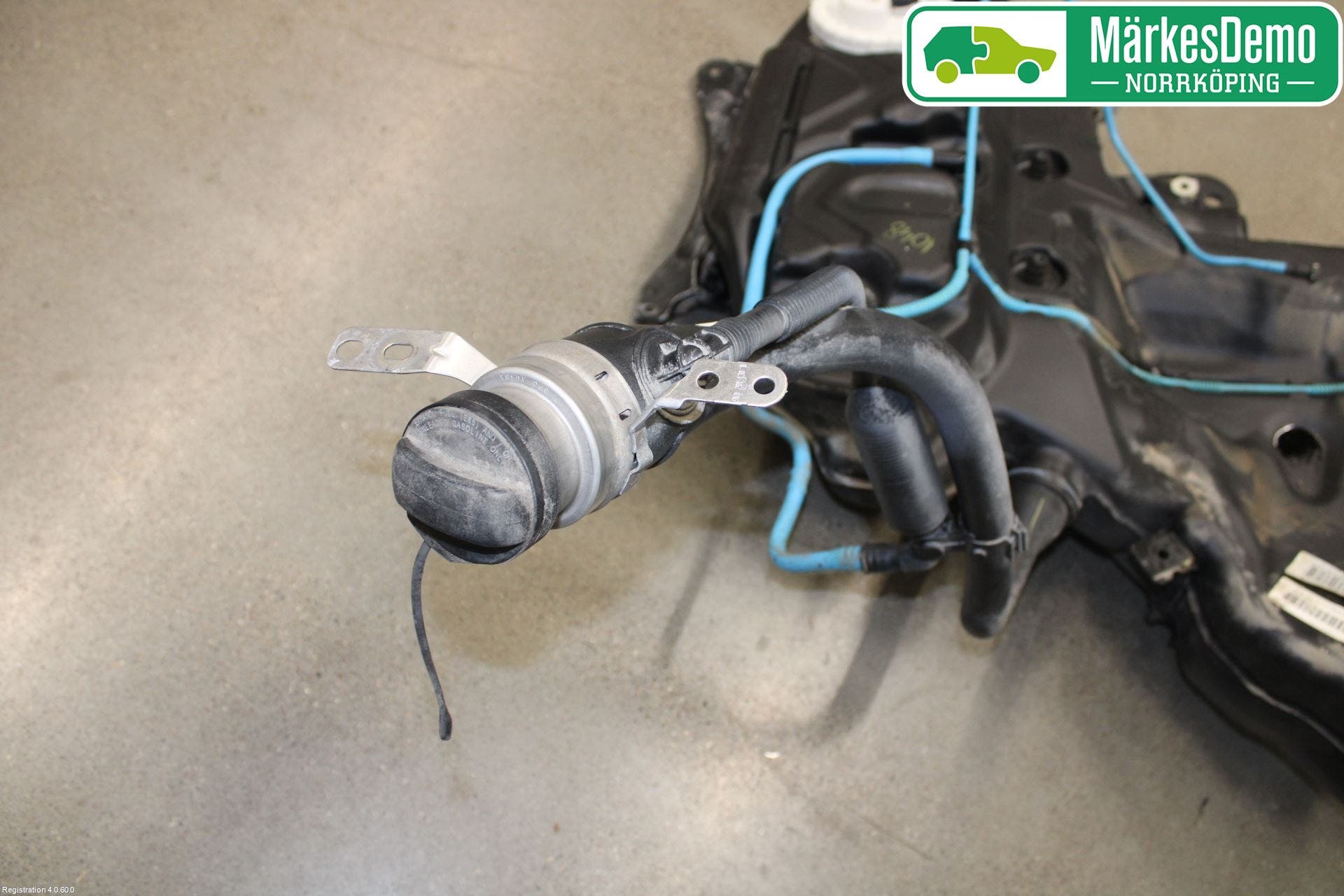 Audi A4 12-15 Bränsletank Insprutning