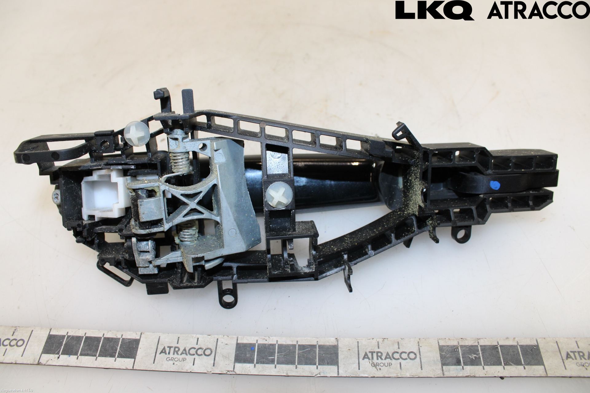 BMW 1 F20/F21 11-19 Dörrhandtag Yttre Vä