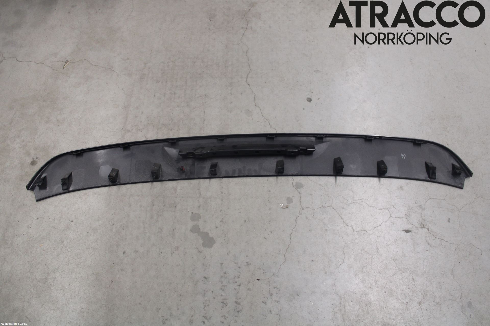 Volkswagen VW TRANSP/CARAVELLE (T7) 22-24 Spoiler Baklucka