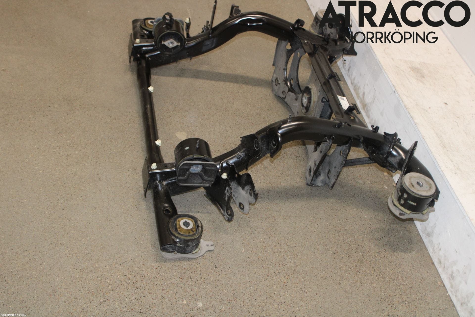 Audi Q4 E-TRON FZ 22- Bakaxelbalk