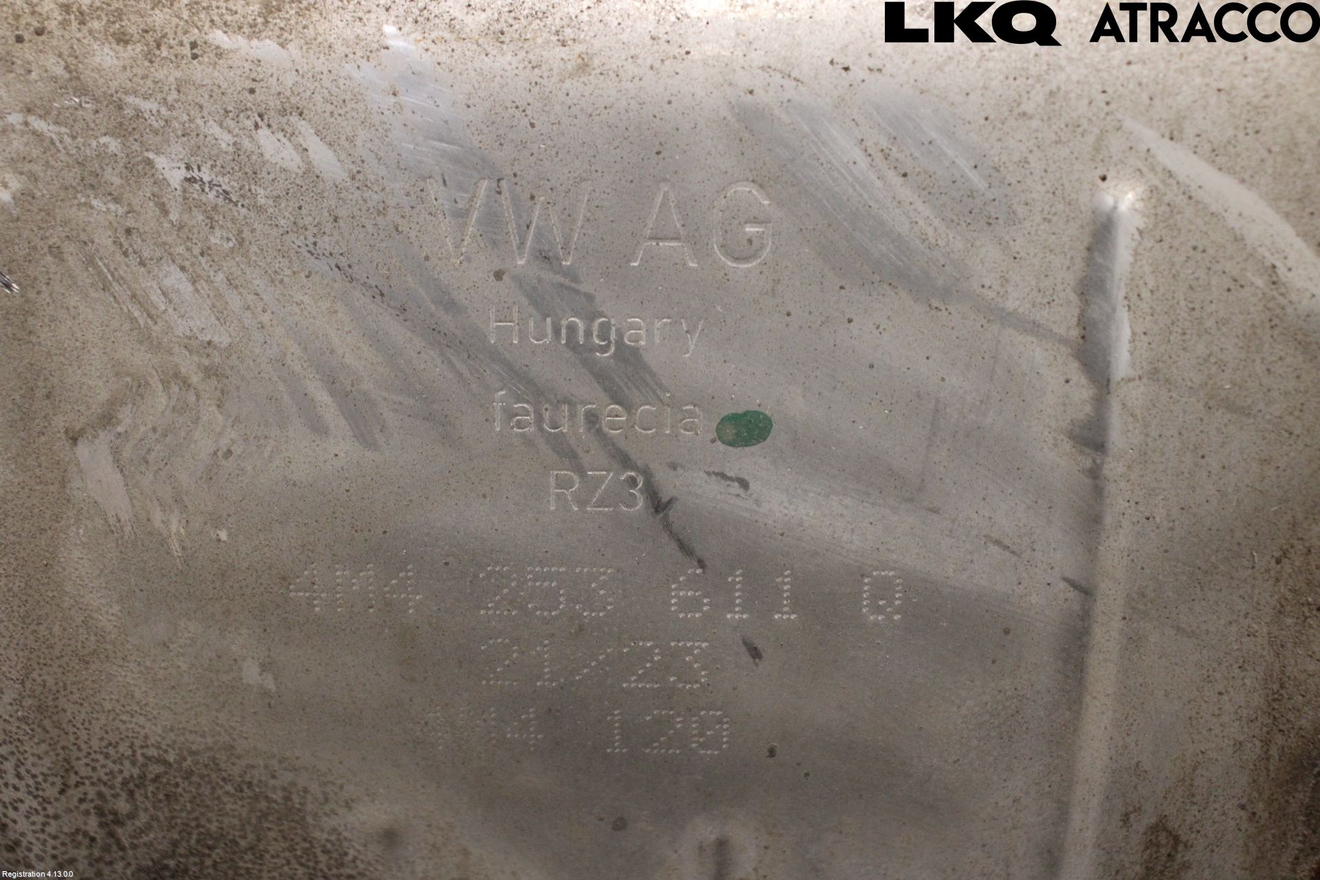 Volkswagen VW TOUAREG CR 18- Avgas Halvsats