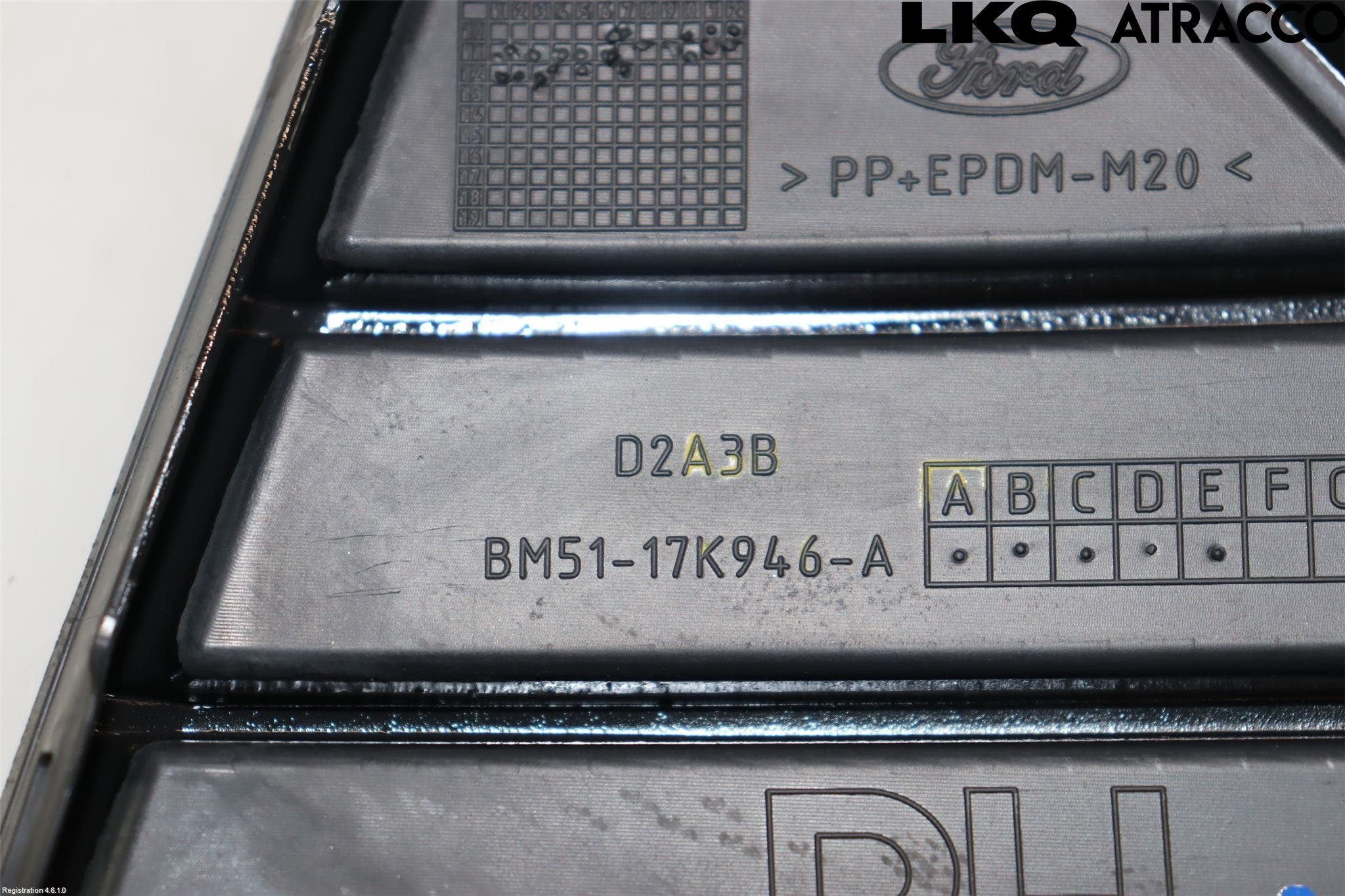 Ford FOCUS 11-14 Grilldel Höger