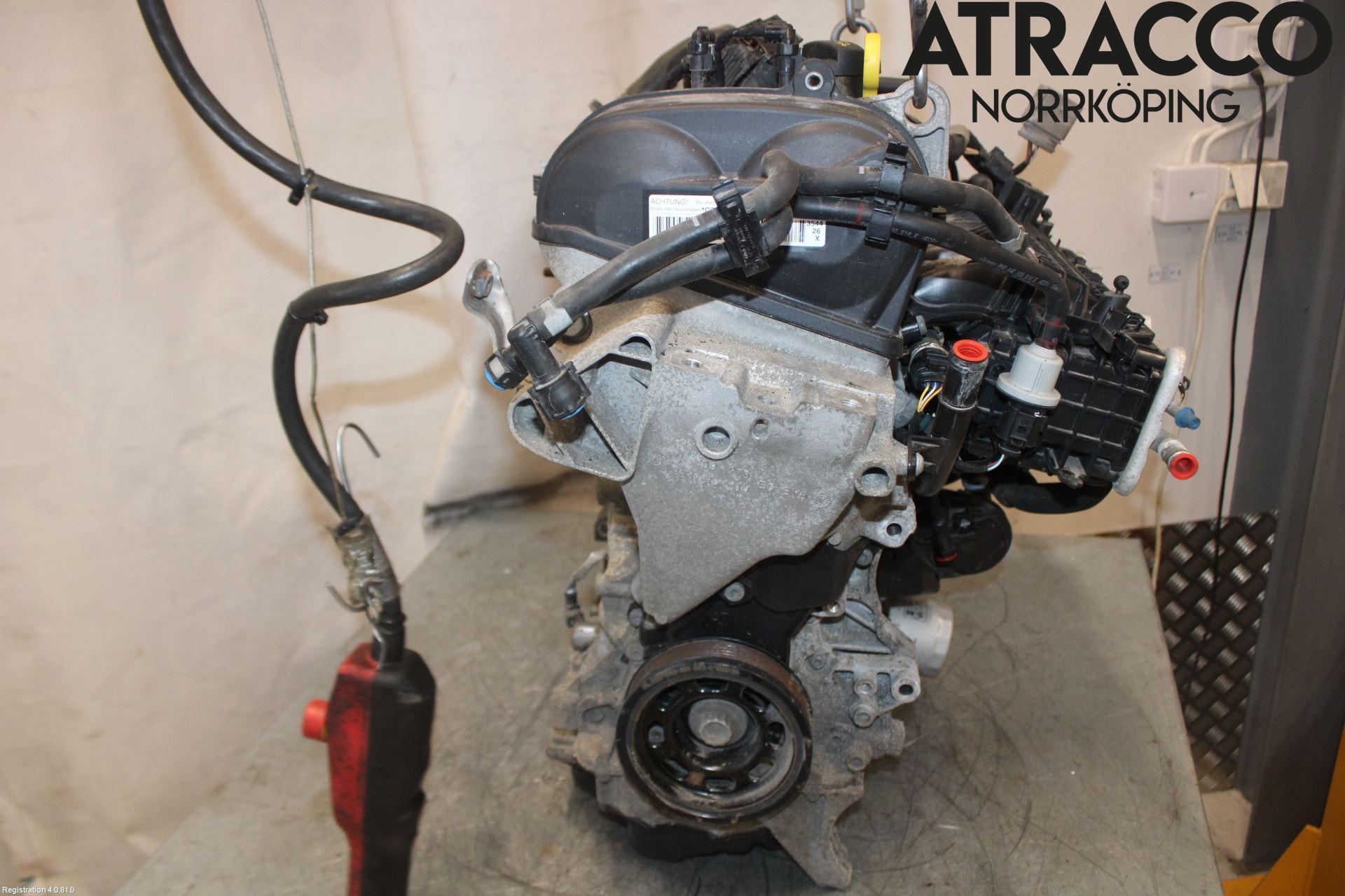 Volkswagen VW TOURAN 16- Motor Bensin