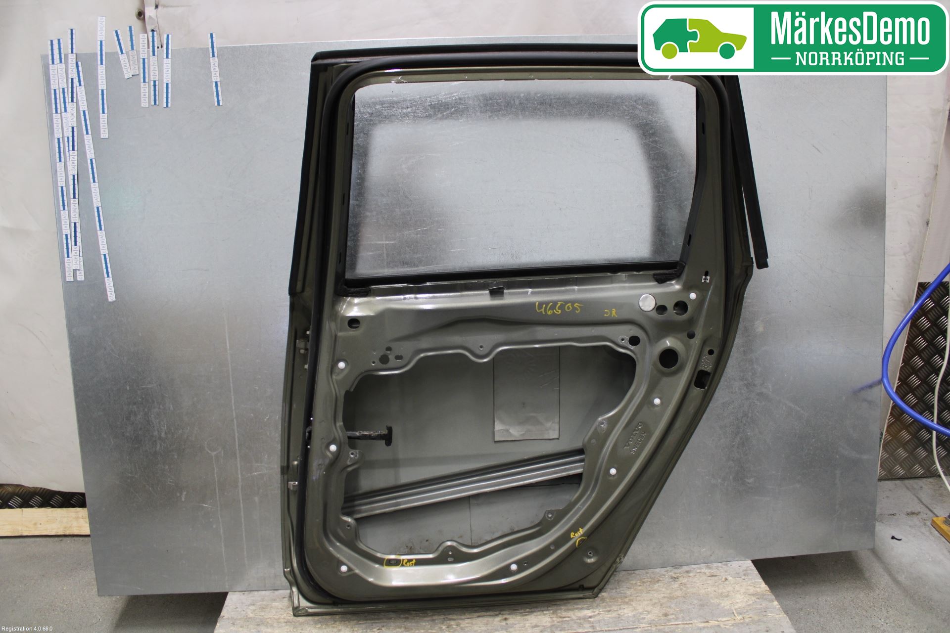 Volvo V70 08-13 Dörr Bak Höger