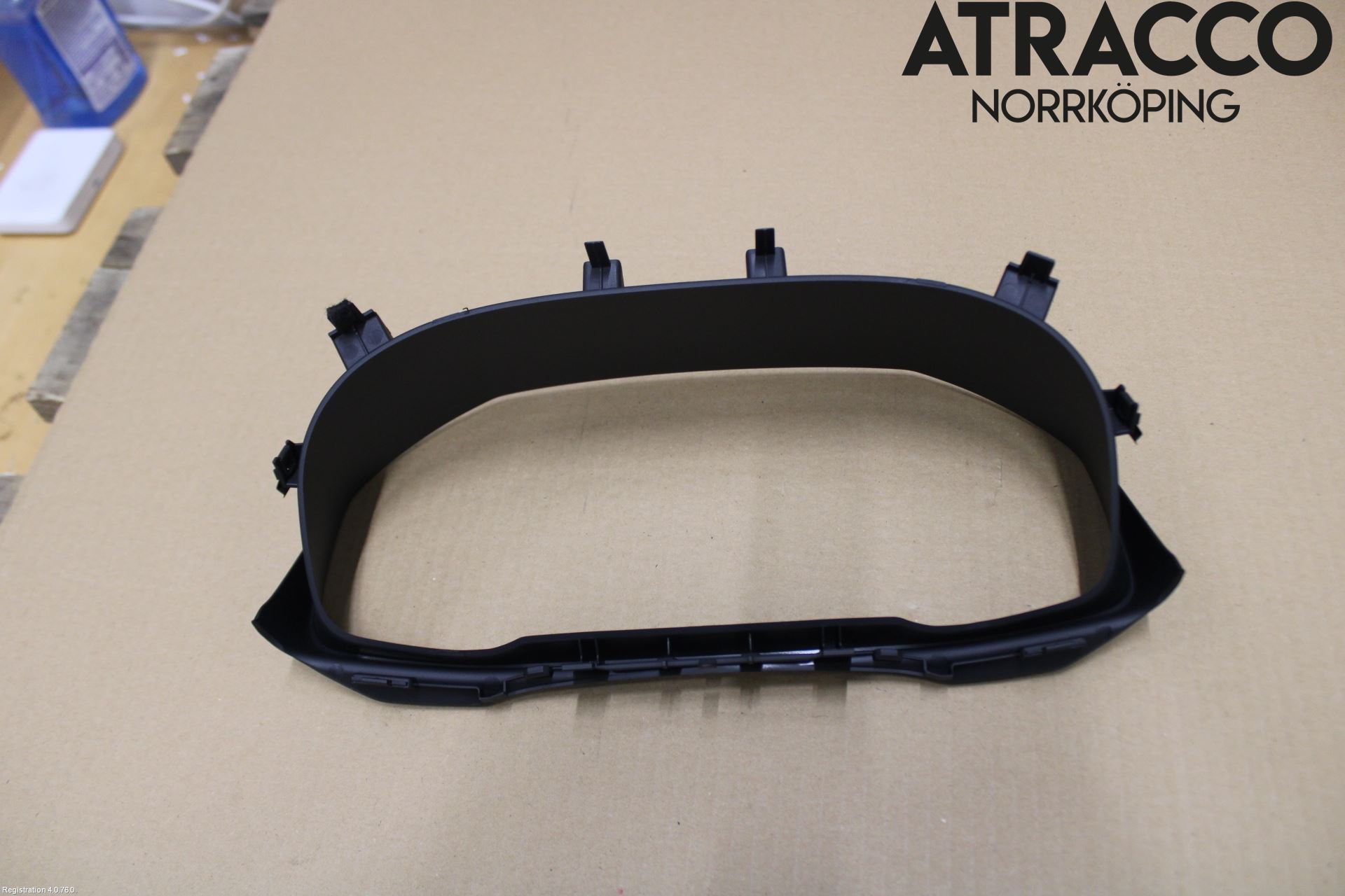 Seat LEON 20- Instrument-Radio Sarg