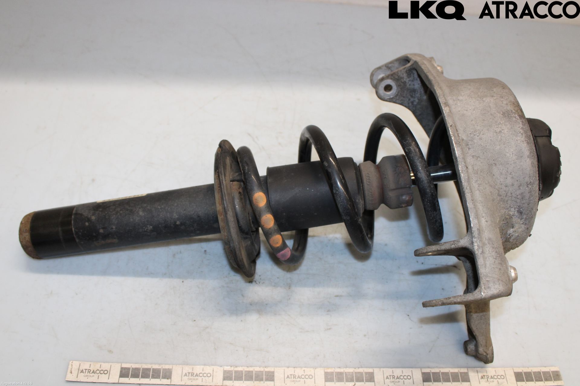 Audi A5 07-16 Fjäderben Fram Vänster