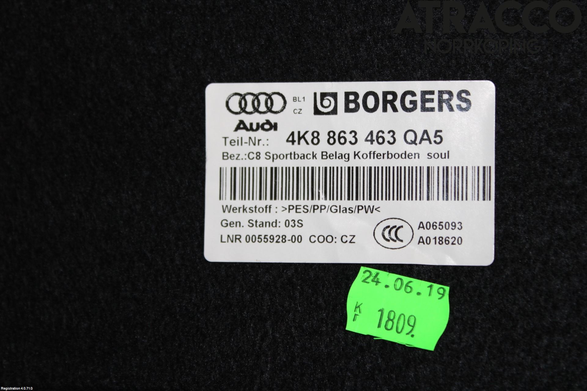 Audi A7 Sportback 4K 18- Inrbagagerumklädsel-Golv