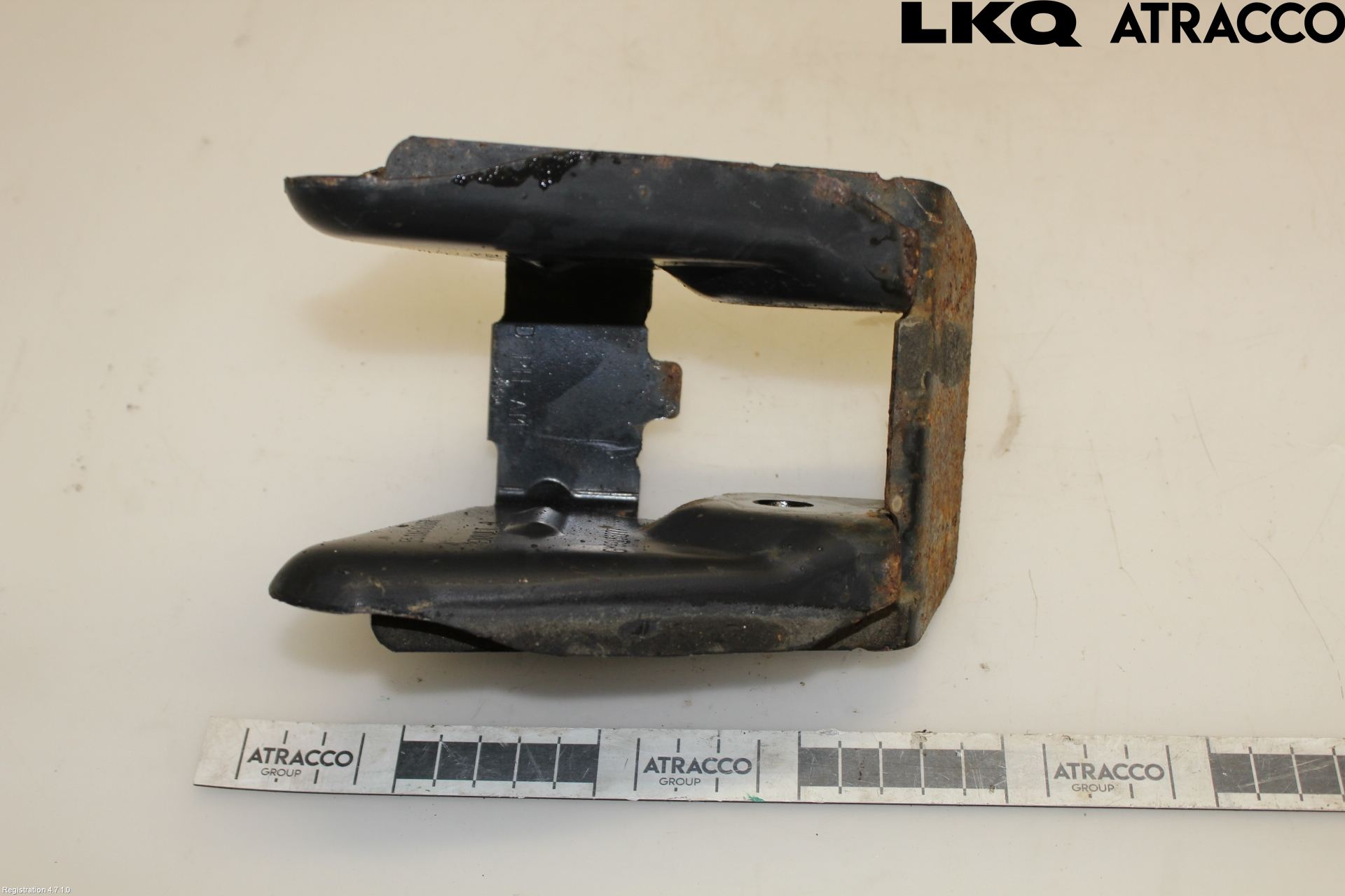 Renault TRAFIC/E-TECH 15- Bakaxel Fäste