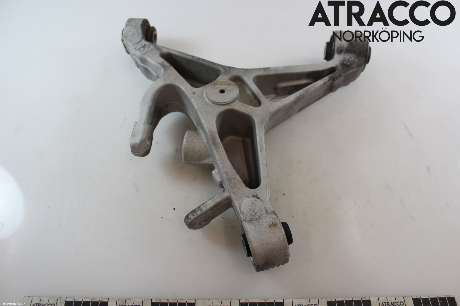 Jaguar XF 08-15 Bärarm Bak Vänster