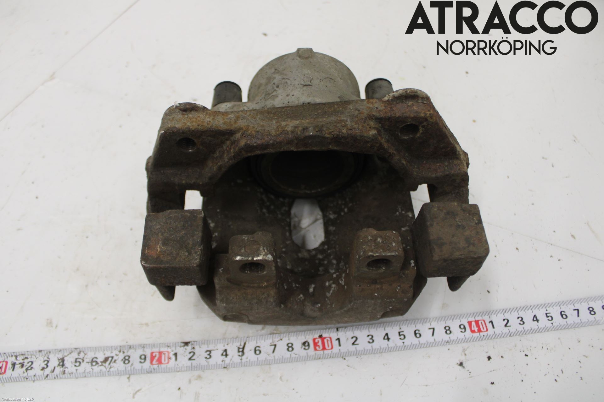 BMW 5 E39 95-04 Bromsok Fram Höger