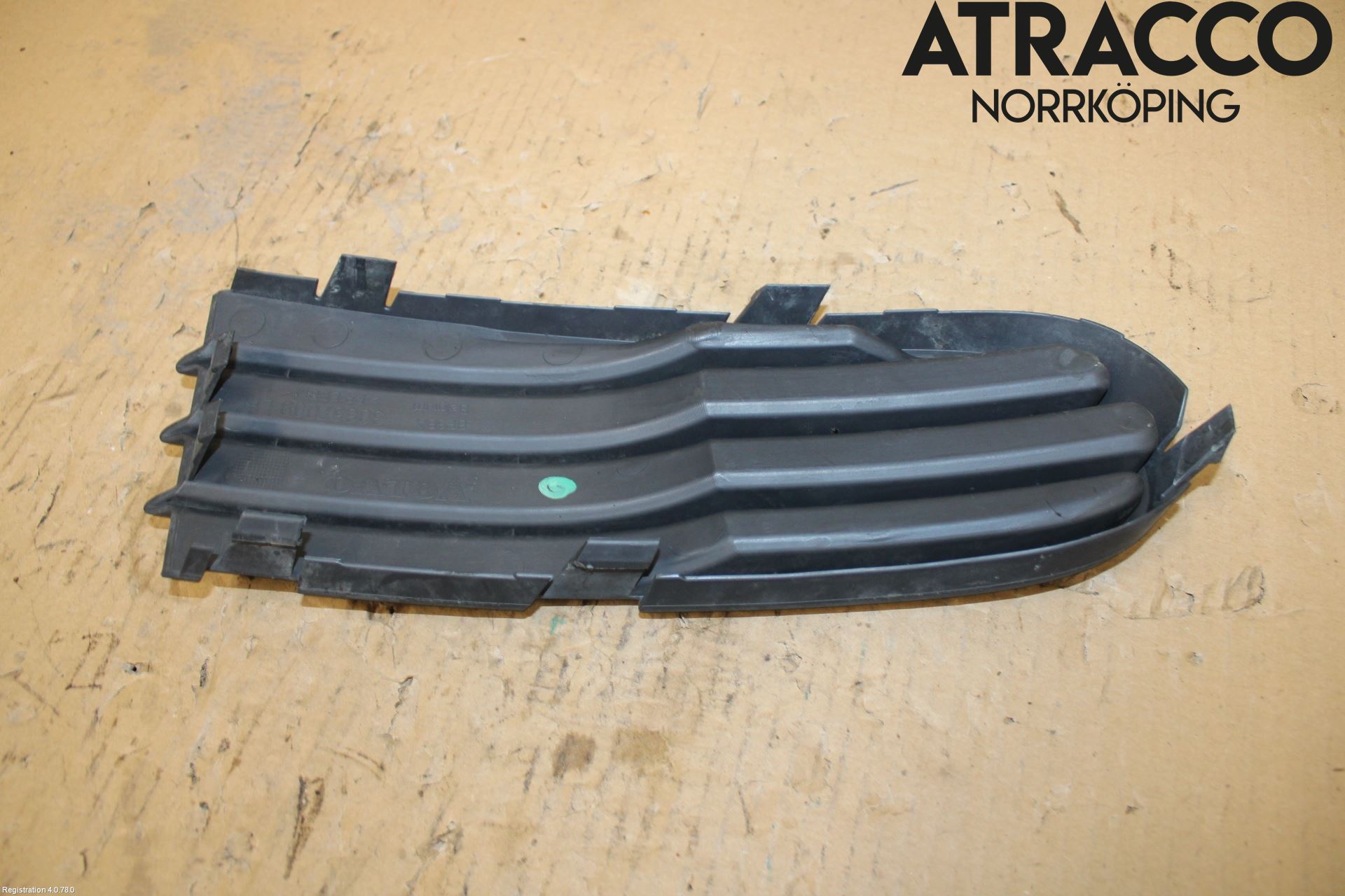 Volvo S40 04-07 Grilldel Vänster