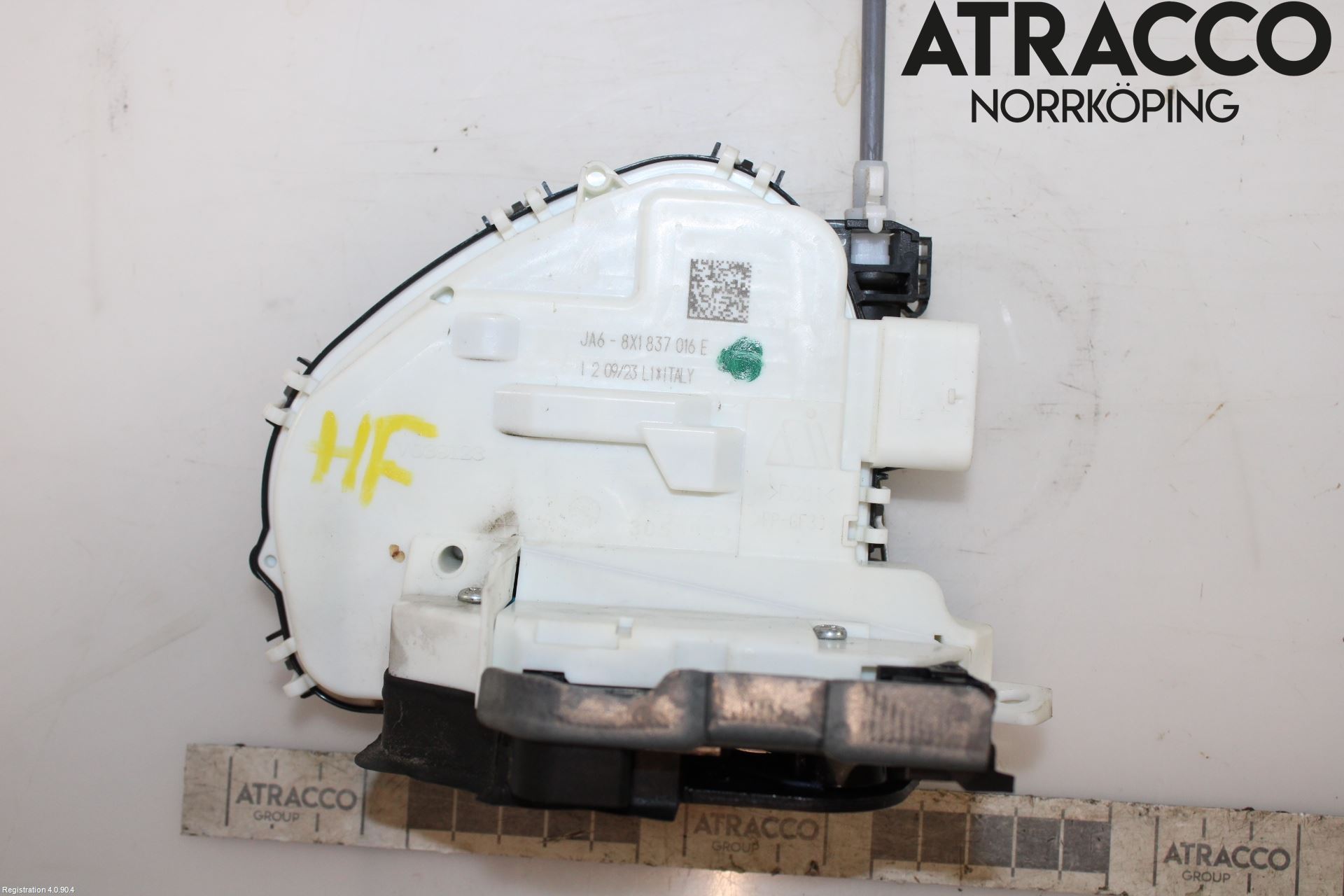 Audi A4/S4 B9 20- Låskista-Dörrlås