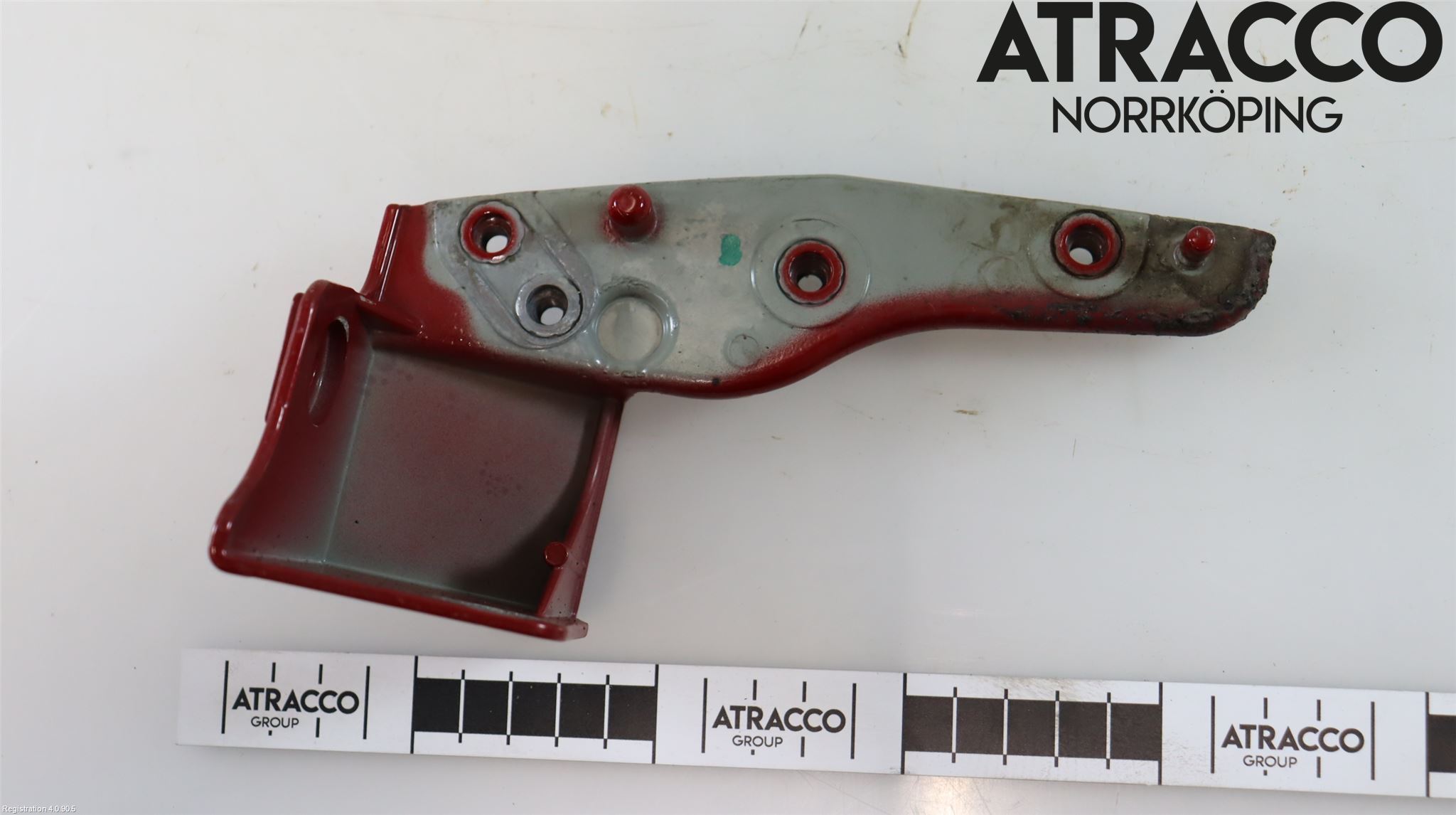 Jaguar F-PACE Skärmfäste Fram Vä