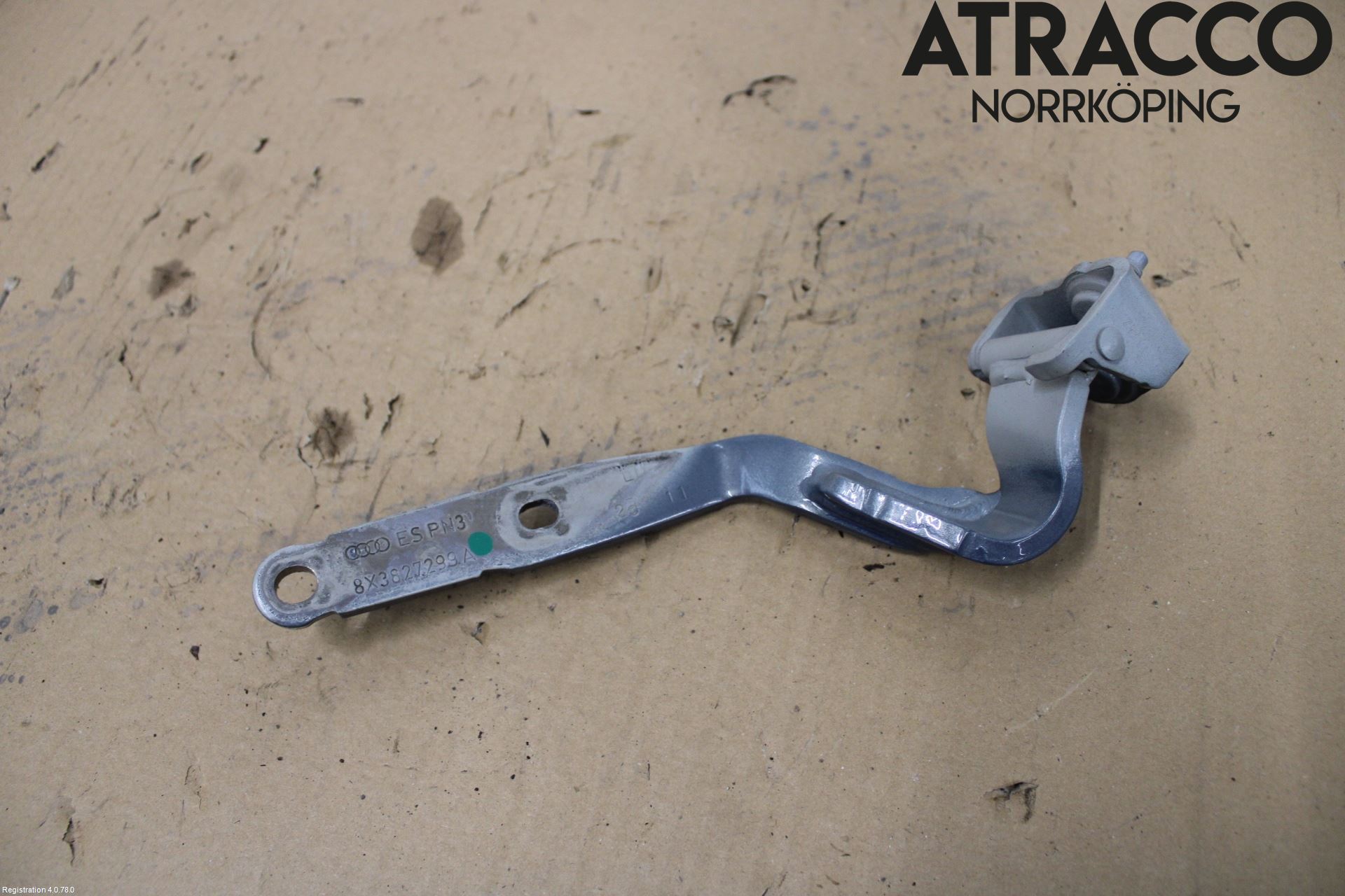 Audi A1/S1 11-18 Bakluckegångjärn Vä