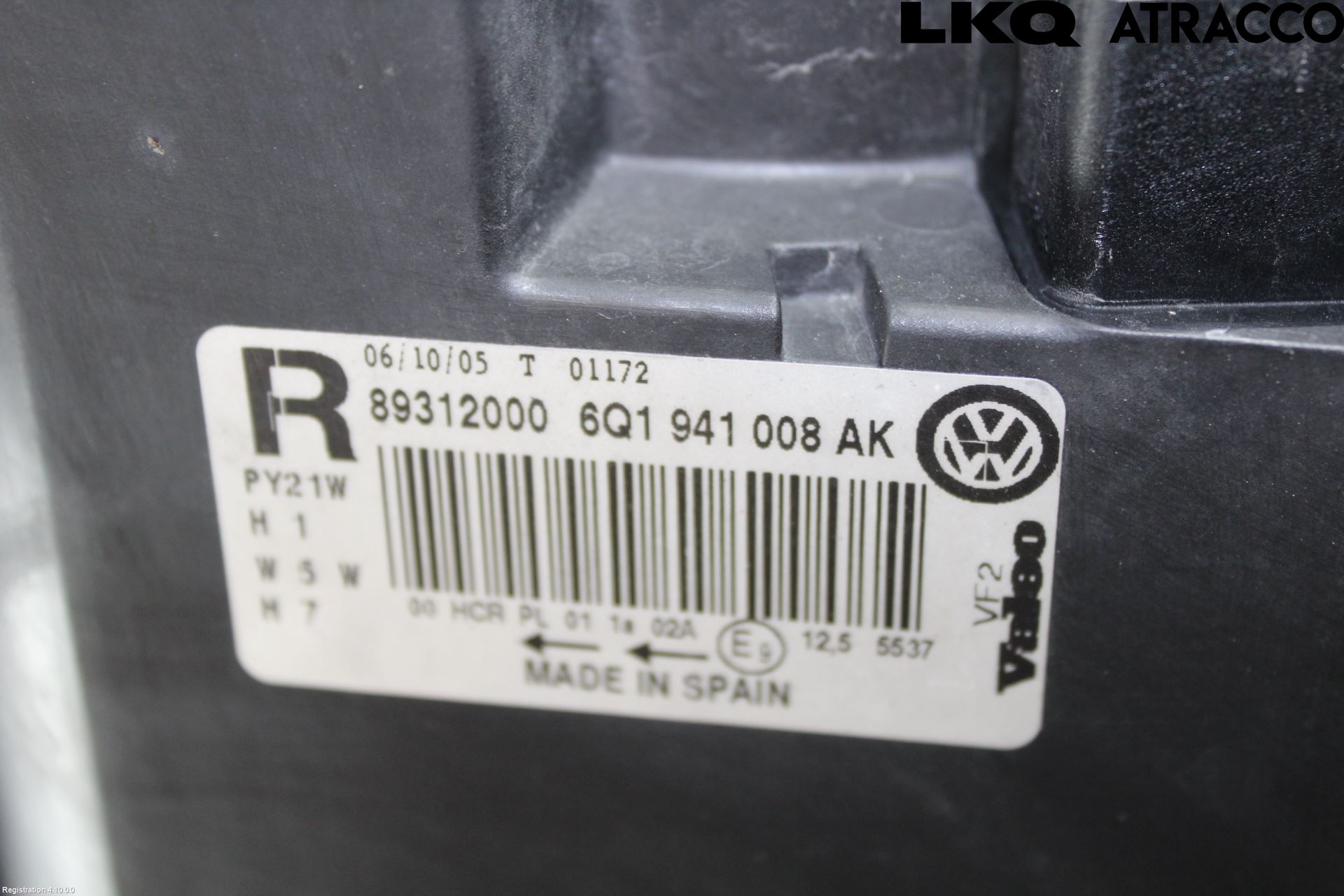 Volkswagen VW POLO 05-09 Strålkastare Höger